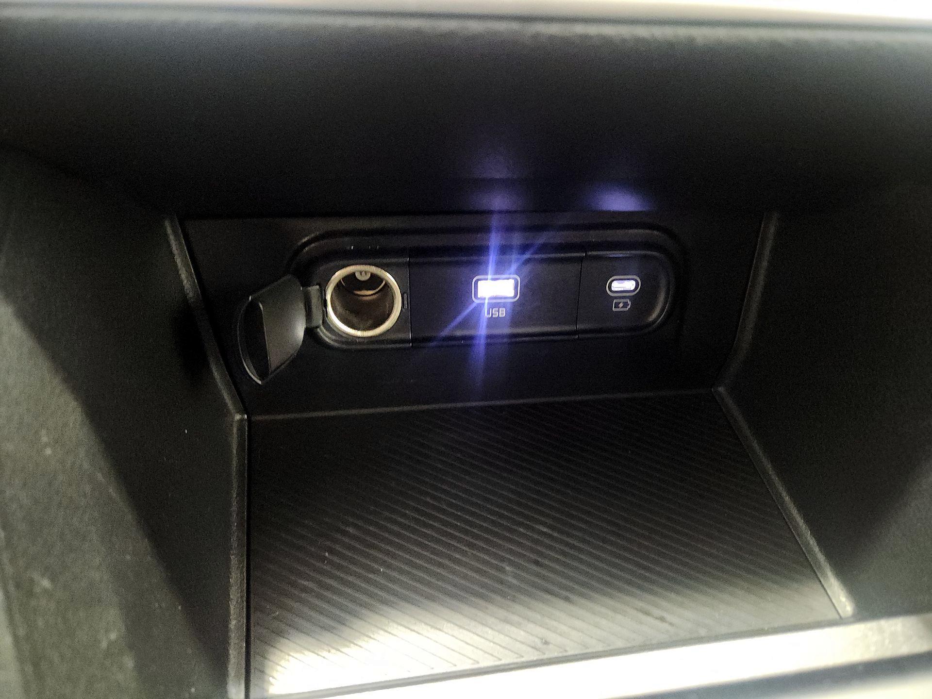 Thumbnail: 2024 Kia Sportage - 18