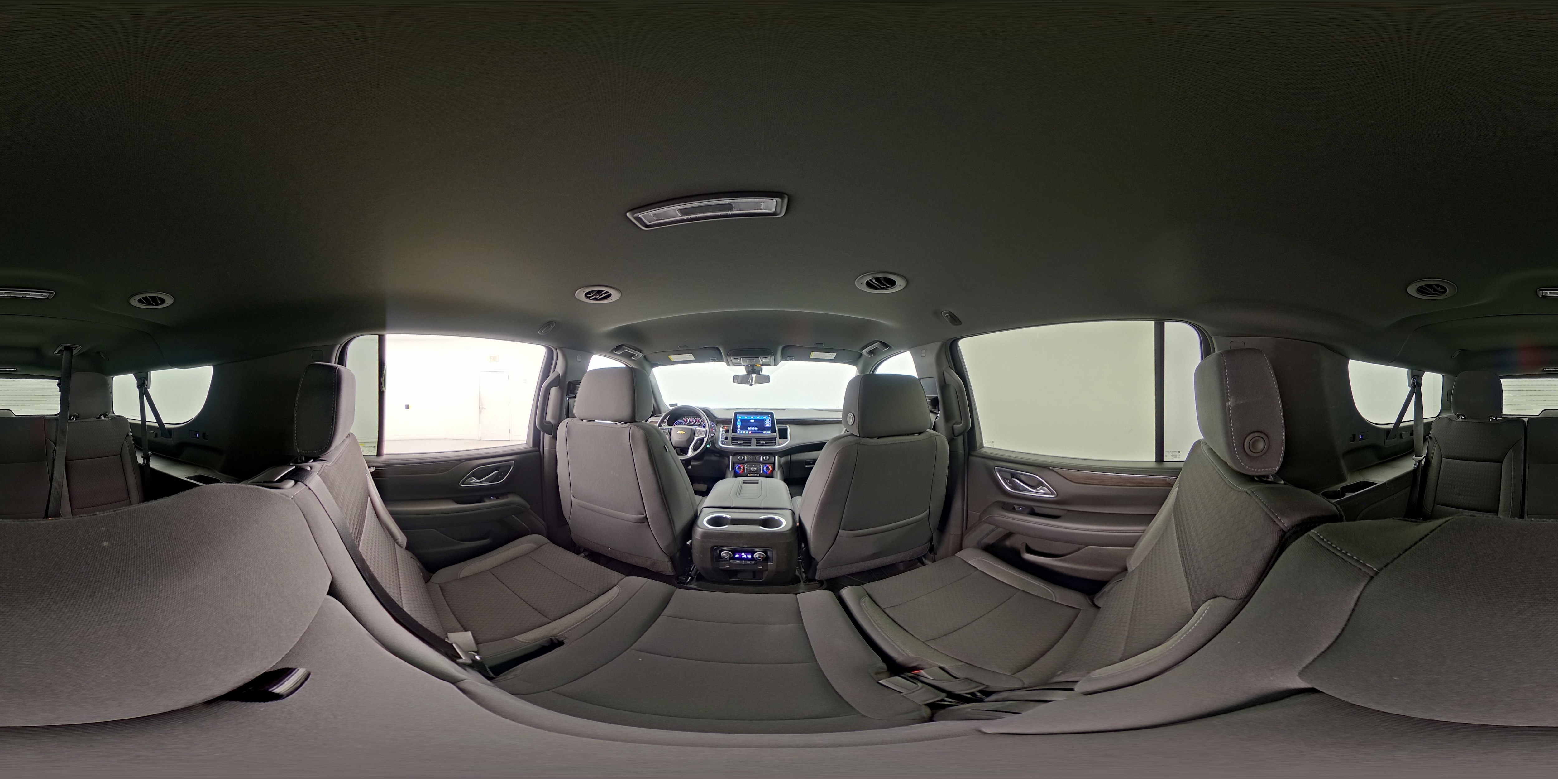 2021 Chevrolet Suburban LS - Photo 27