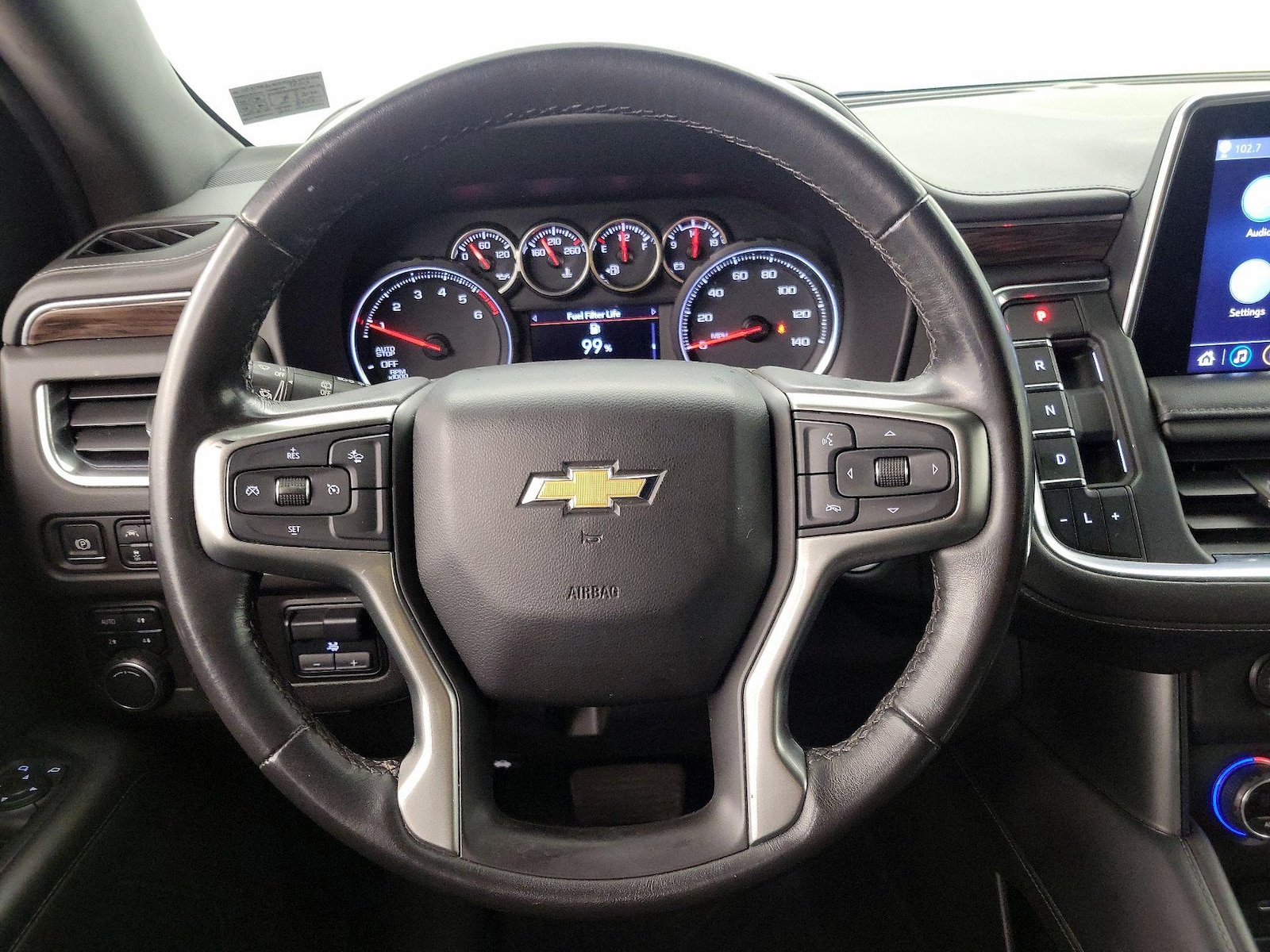 2021 Chevrolet Suburban LS - Photo 11