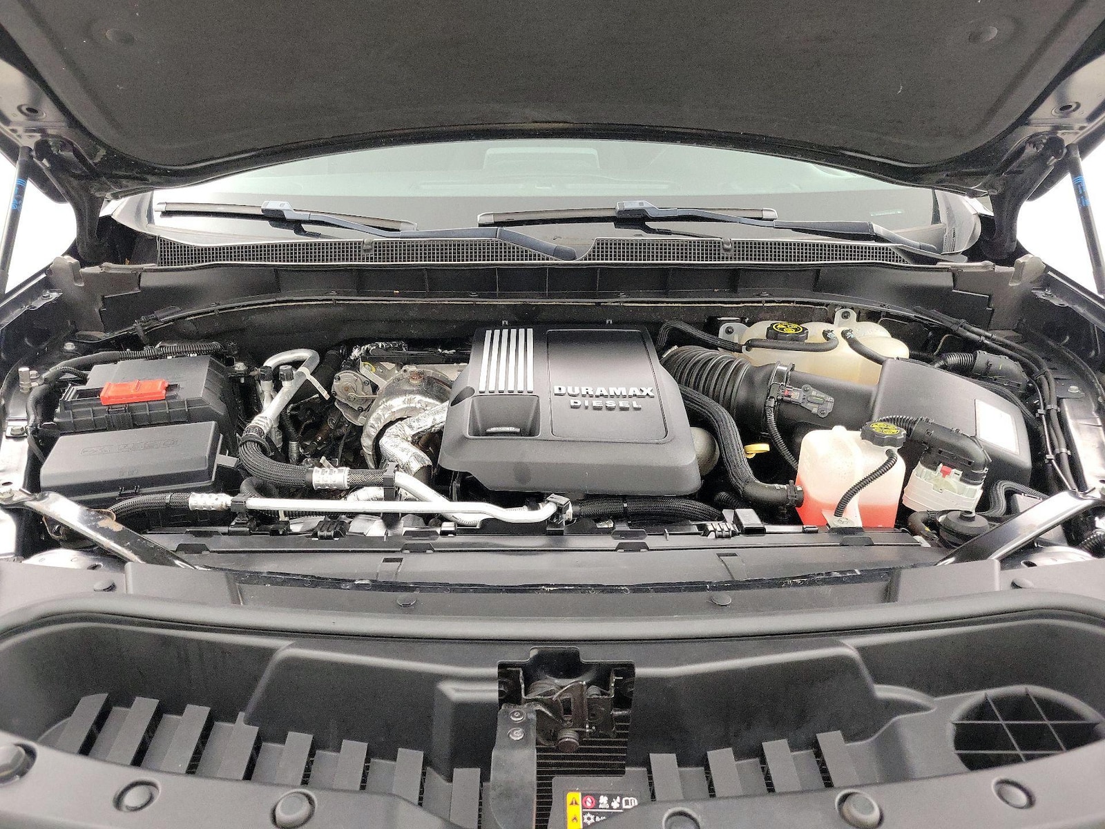 2021 Chevrolet Suburban LS - Photo 24
