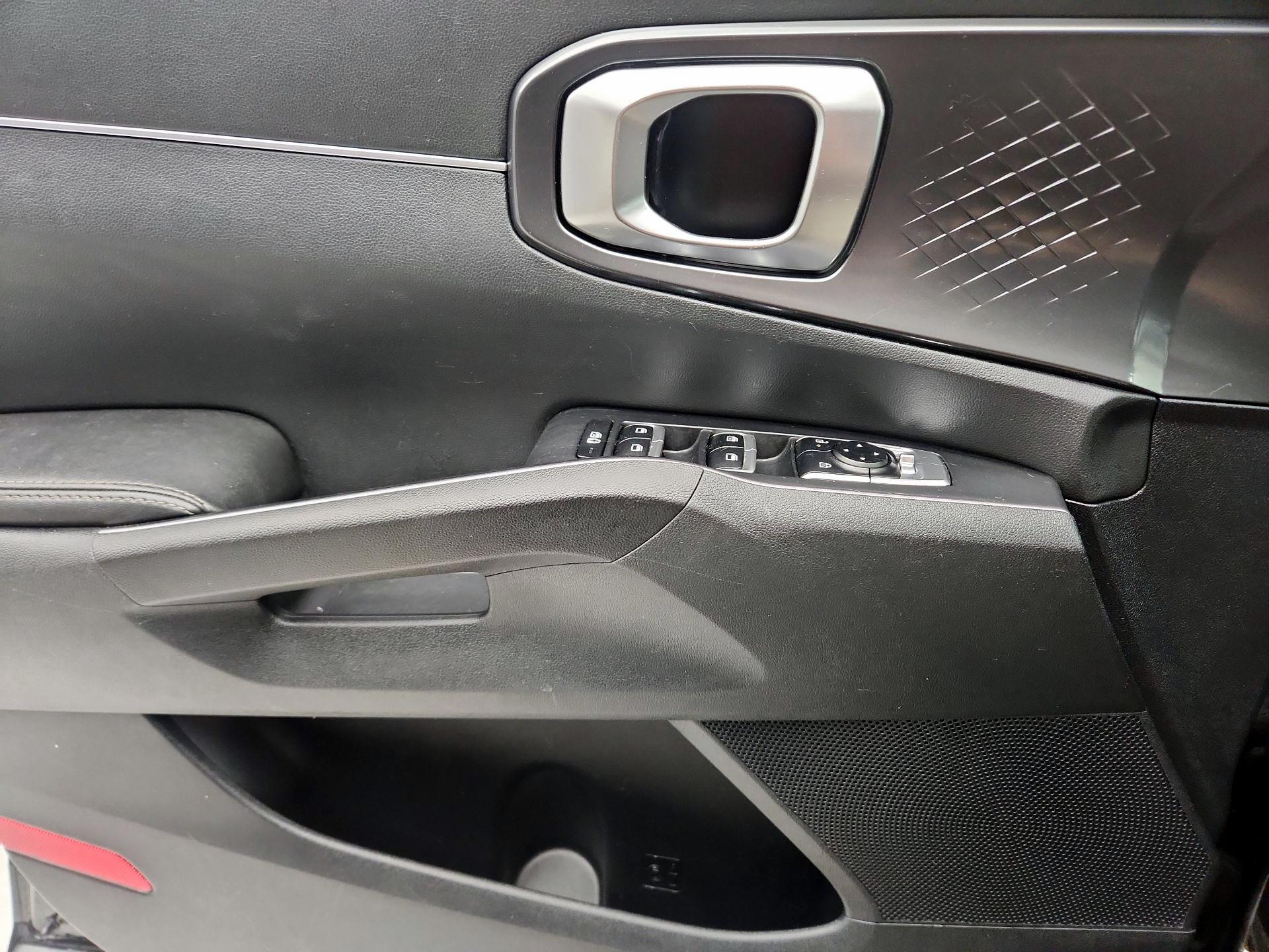 Thumbnail: 2024 Kia Sorento - 12