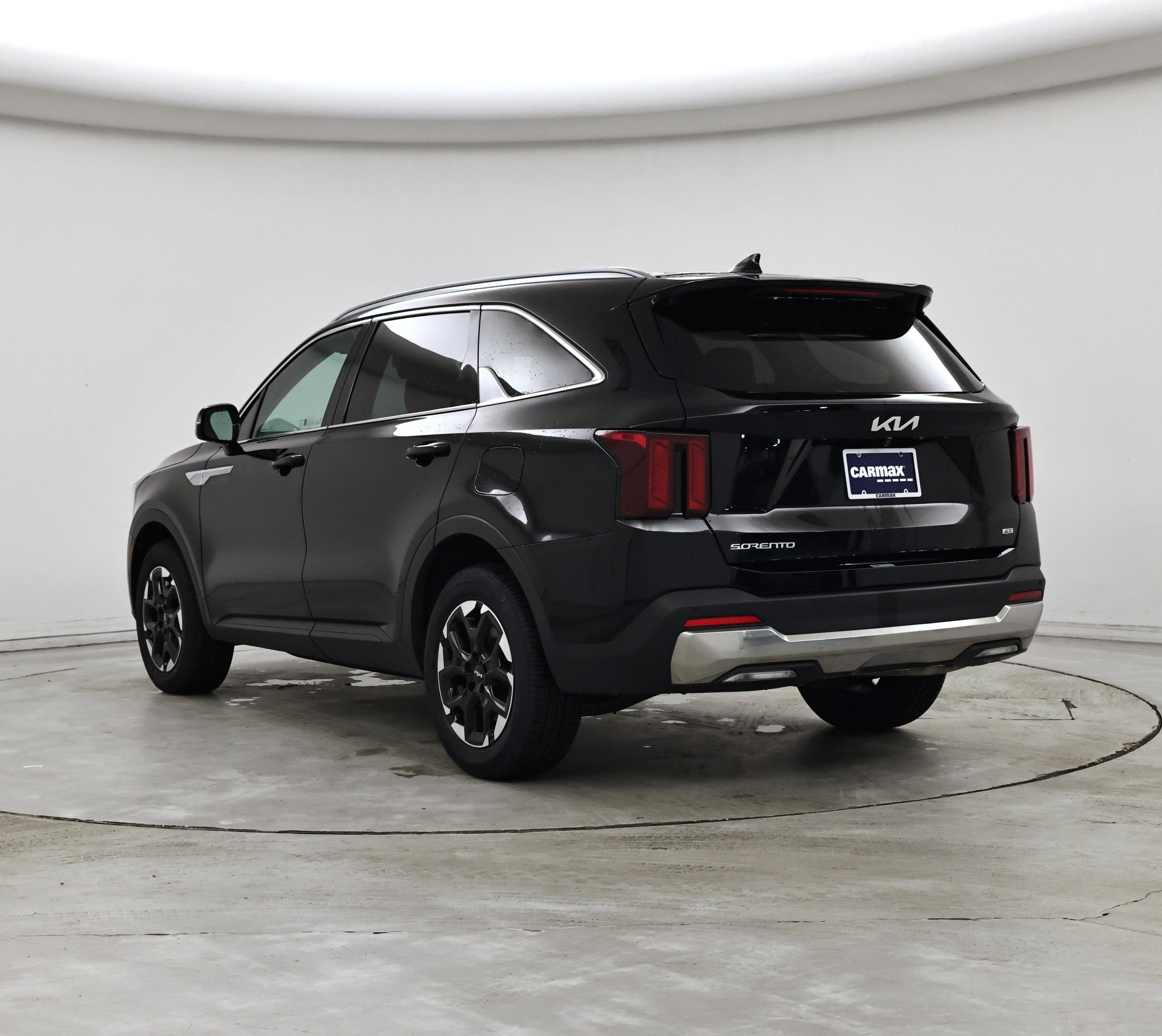 Thumbnail: 2024 Kia Sorento - 2