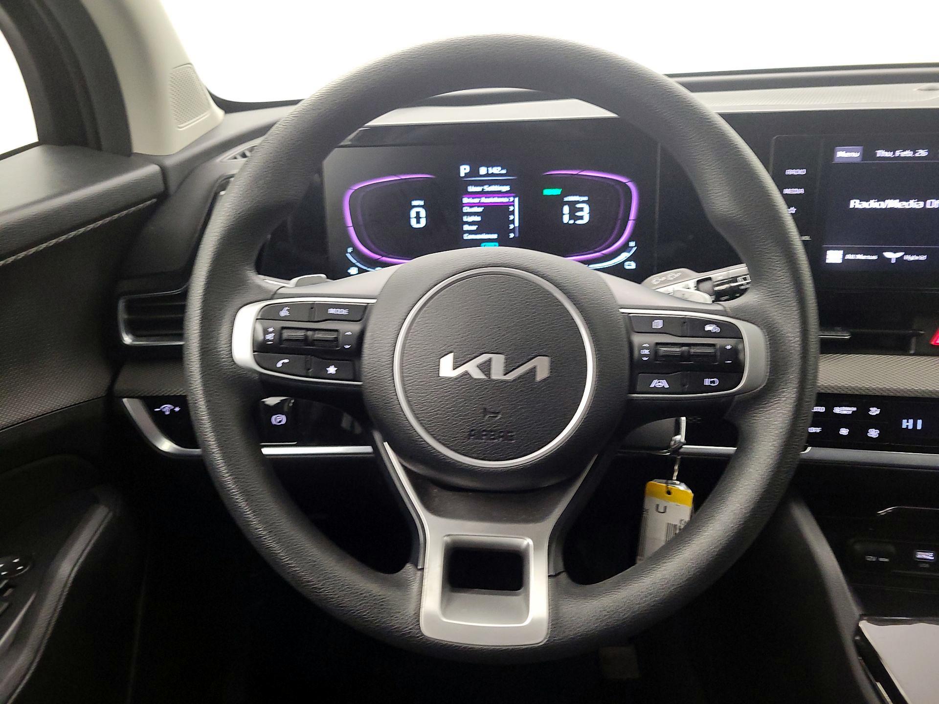 Thumbnail: 2023 Kia Sportage - 10