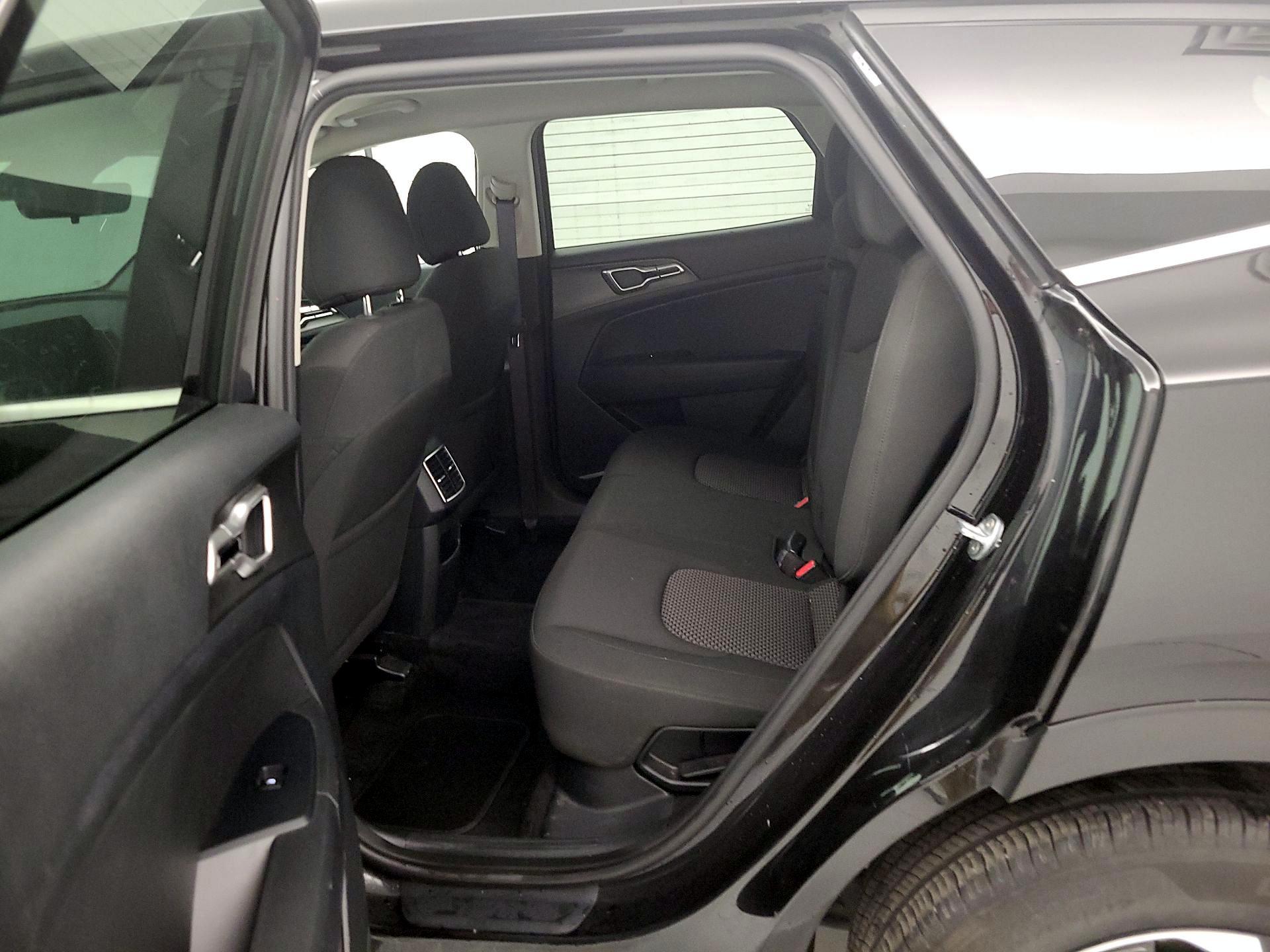 Thumbnail: 2023 Kia Sportage - 19