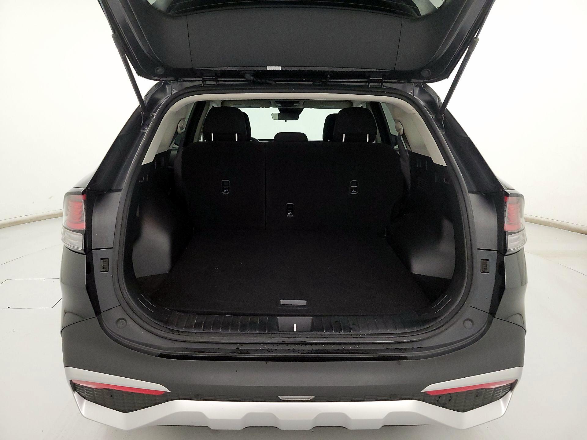 Thumbnail: 2023 Kia Sportage - 20