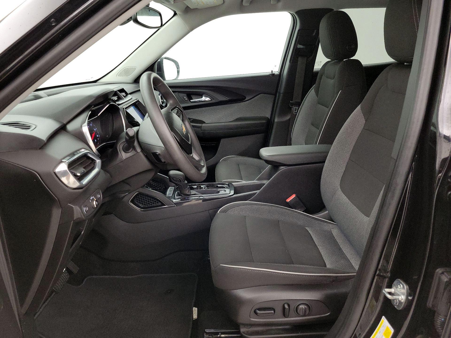 Thumbnail: 2021 Chevrolet TrailBlazer - 11