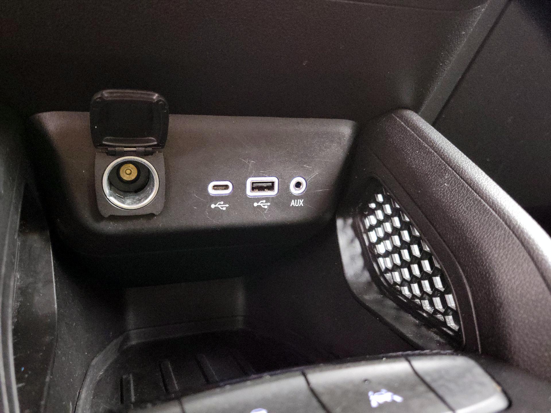 Thumbnail: 2021 Chevrolet TrailBlazer - 18