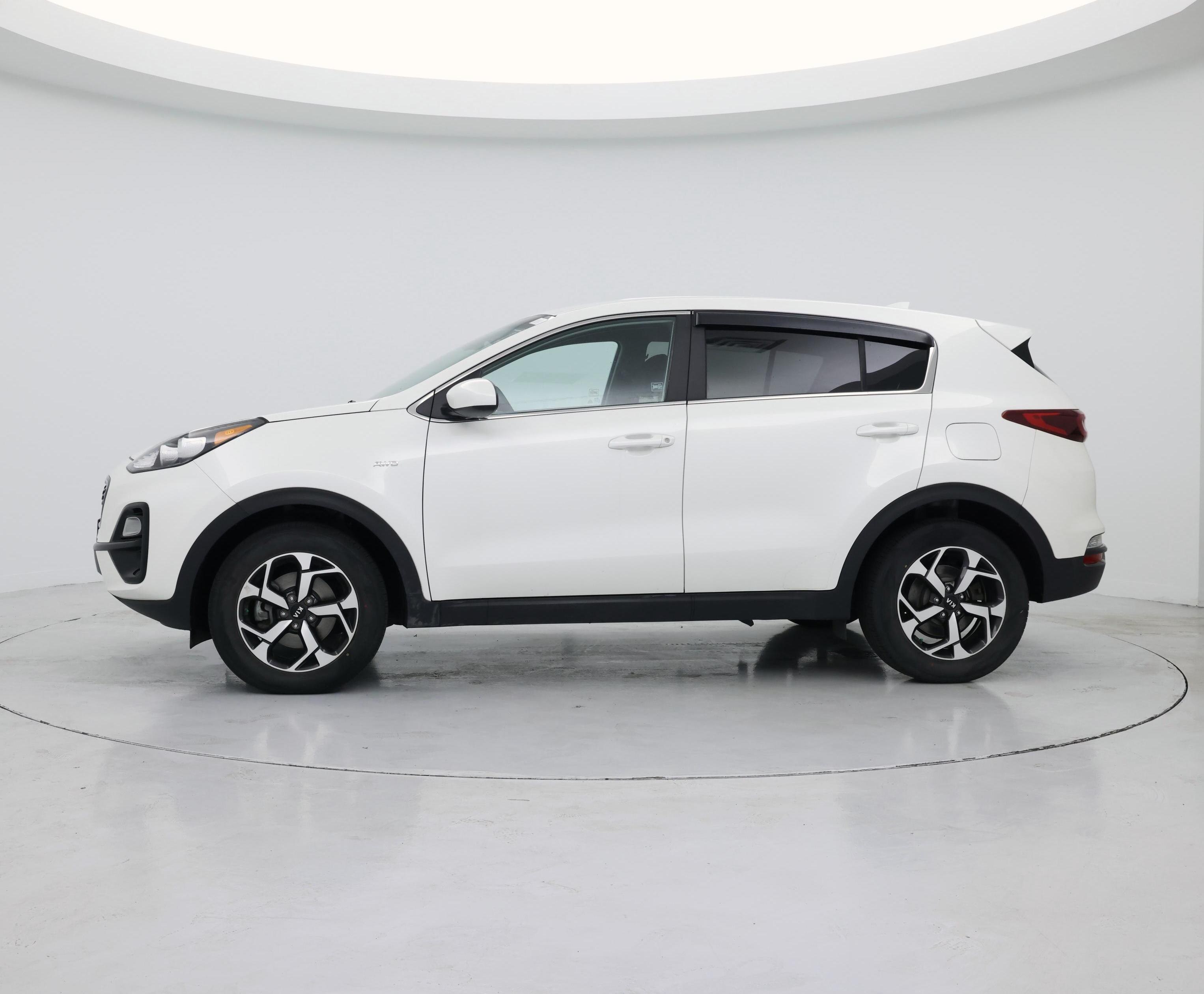 Thumbnail: 2022 Kia Sportage - 3