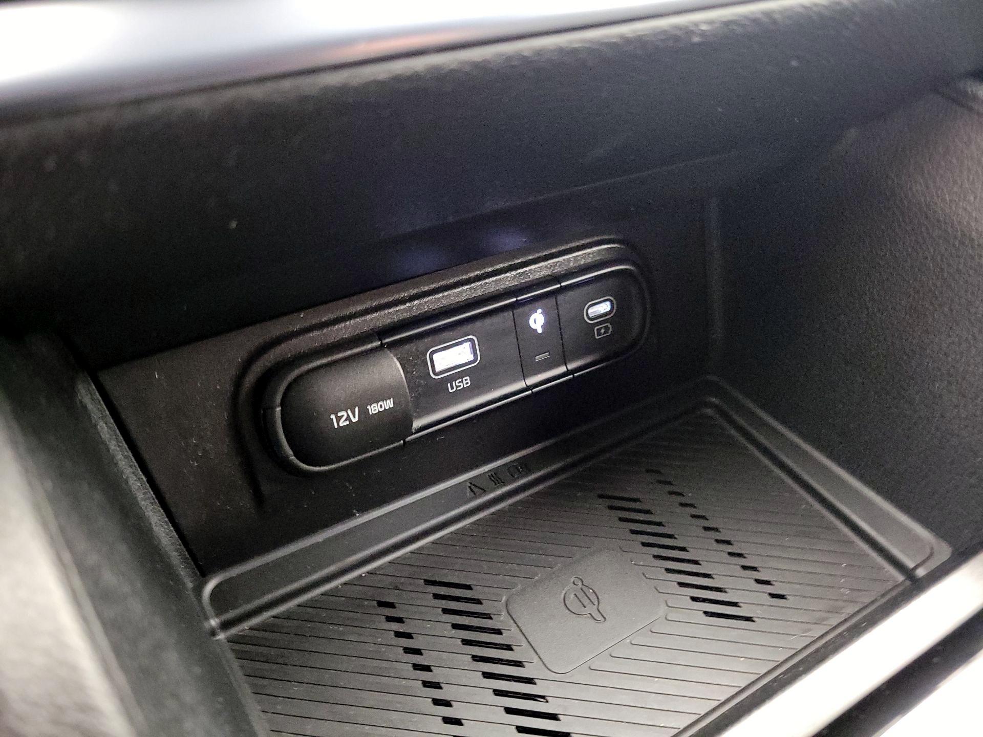 Thumbnail: 2023 Kia Sportage - 19