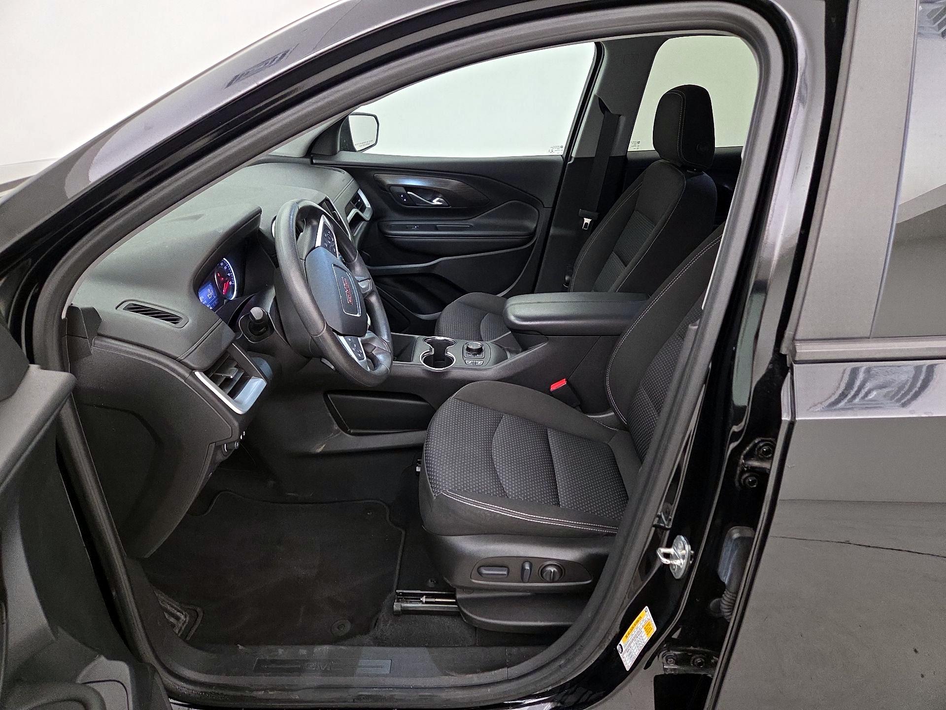 Thumbnail: 2022 GMC Terrain - 11