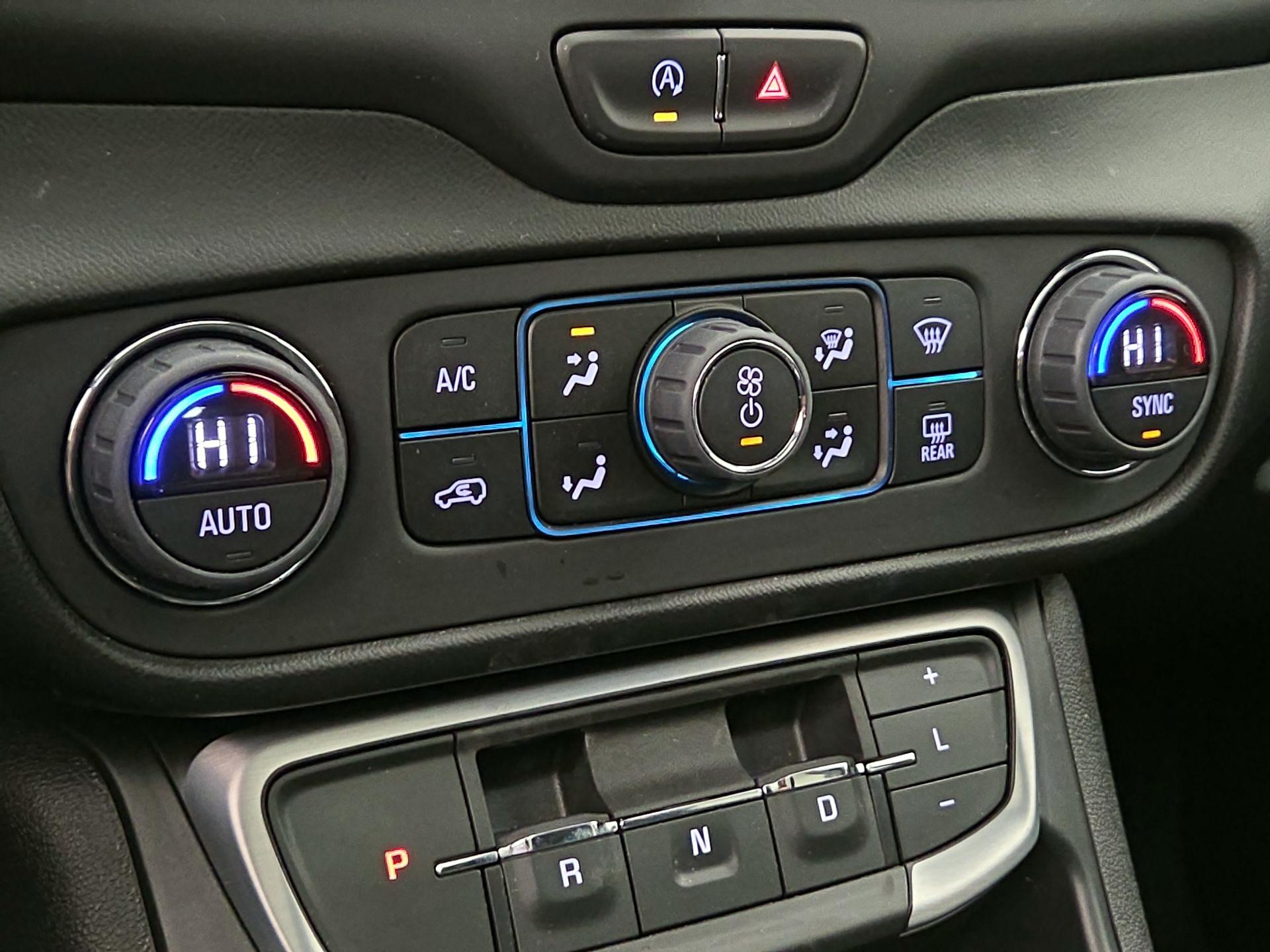 Thumbnail: 2022 GMC Terrain - 16