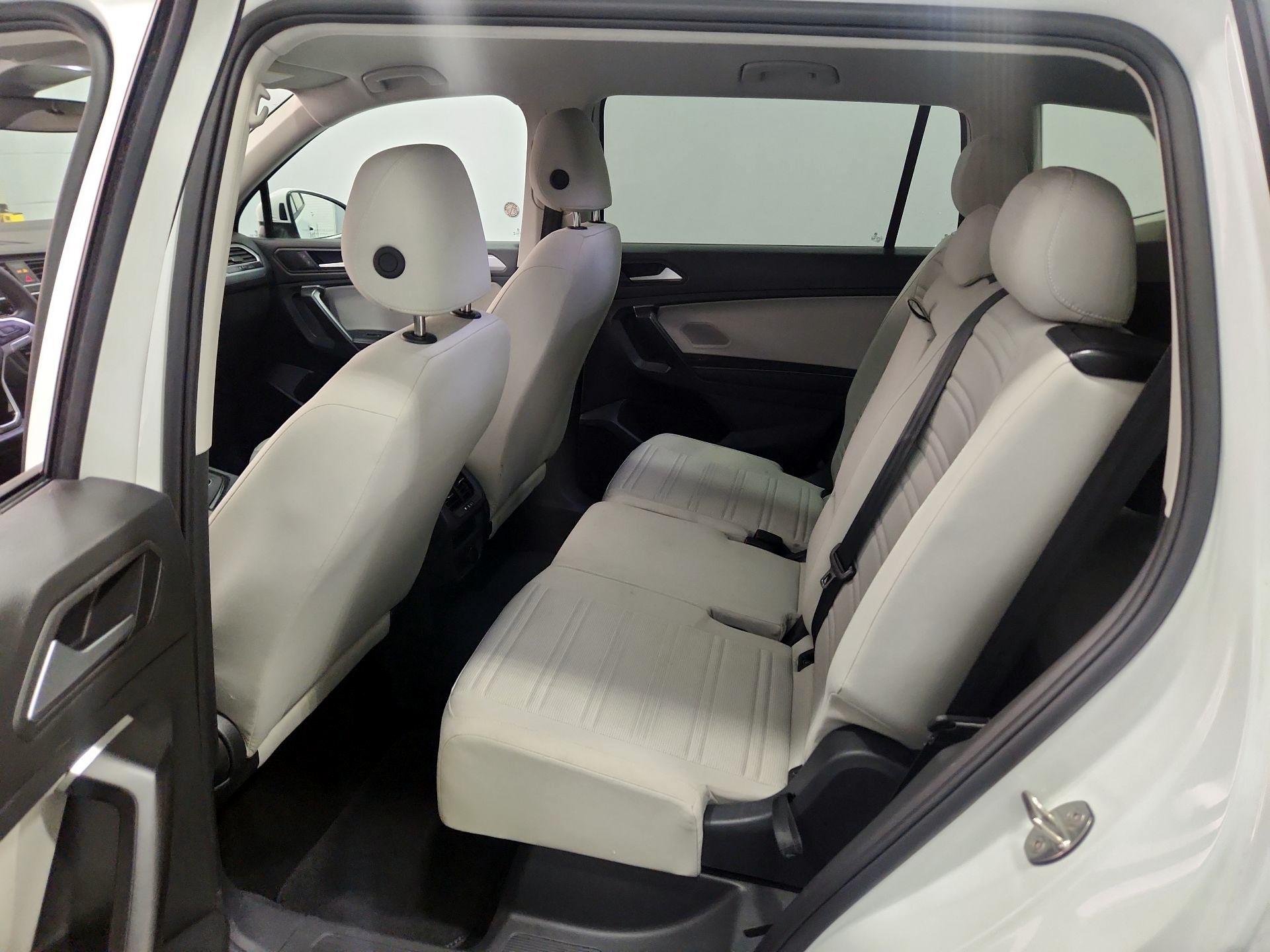 Thumbnail: 2024 Volkswagen Tiguan - 19