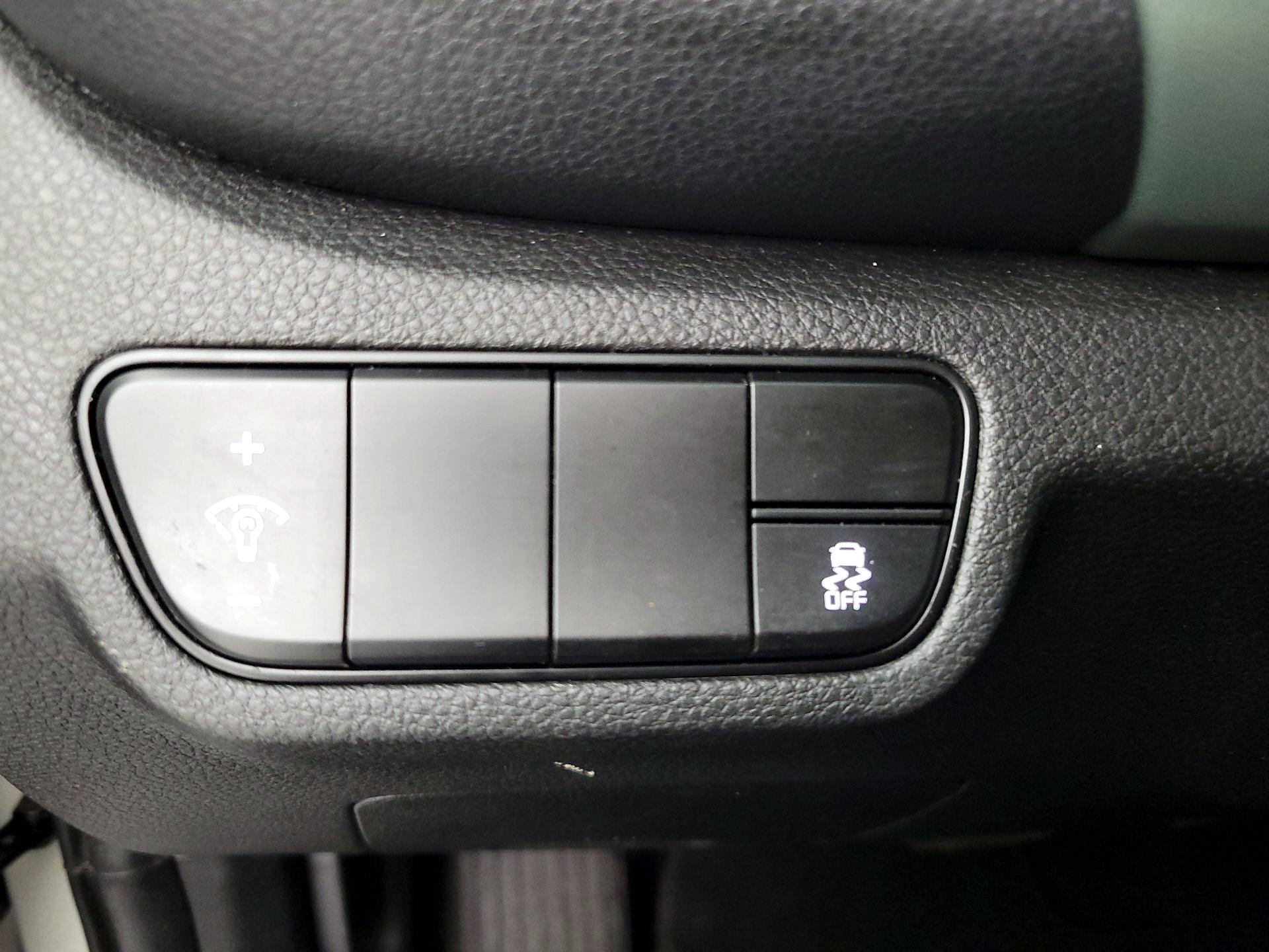 Thumbnail: 2024 Kia Seltos - 13