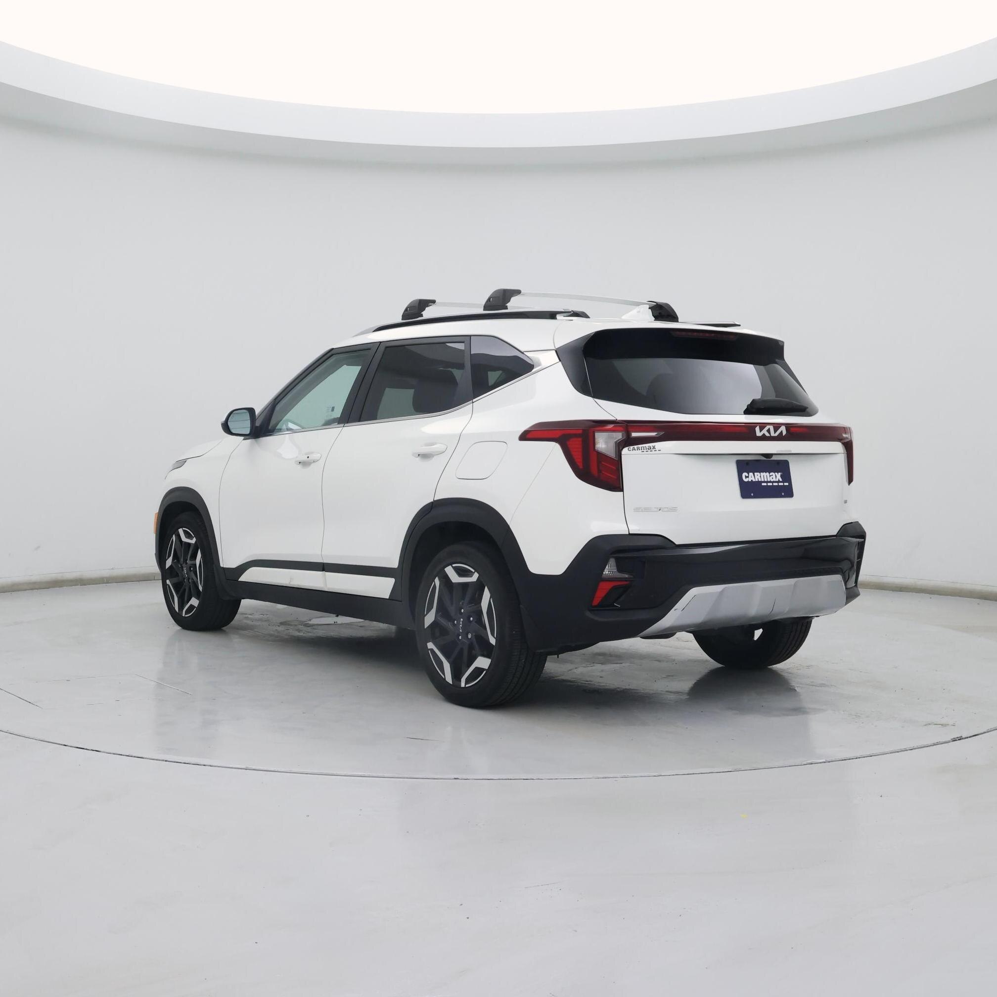 Thumbnail: 2024 Kia Seltos - 2