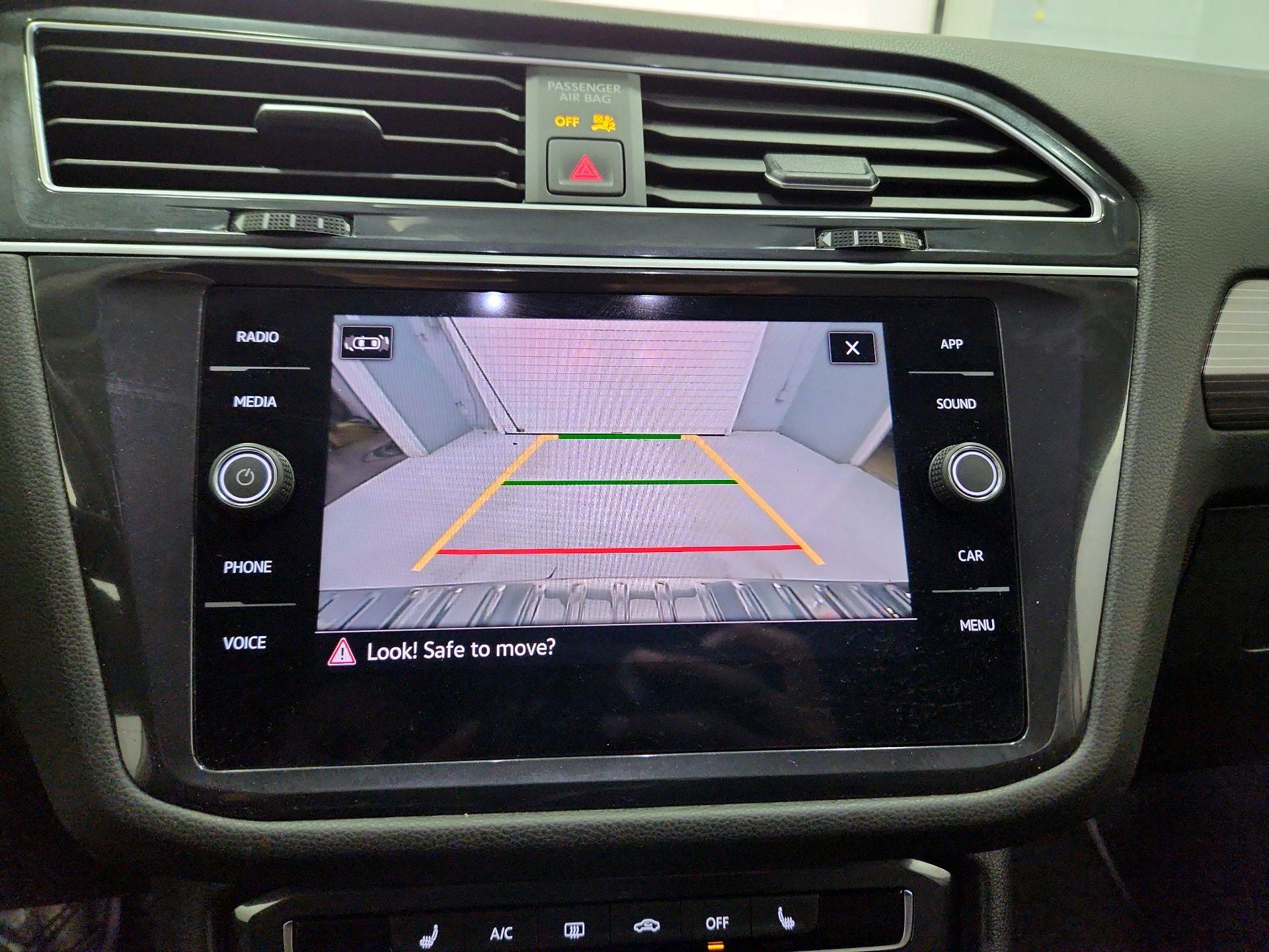 Thumbnail: 2024 Volkswagen Tiguan - 14