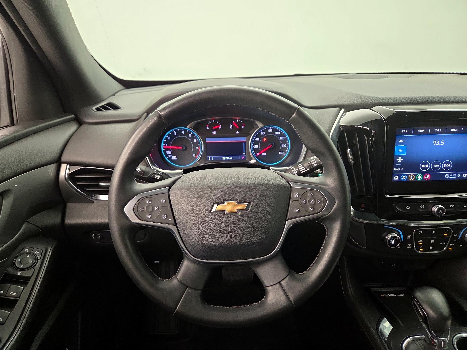 Thumbnail: 2023 Chevrolet Traverse - 10