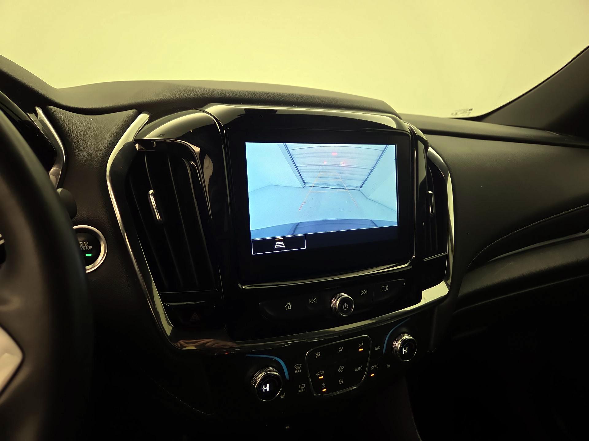 Thumbnail: 2023 Chevrolet Traverse - 14