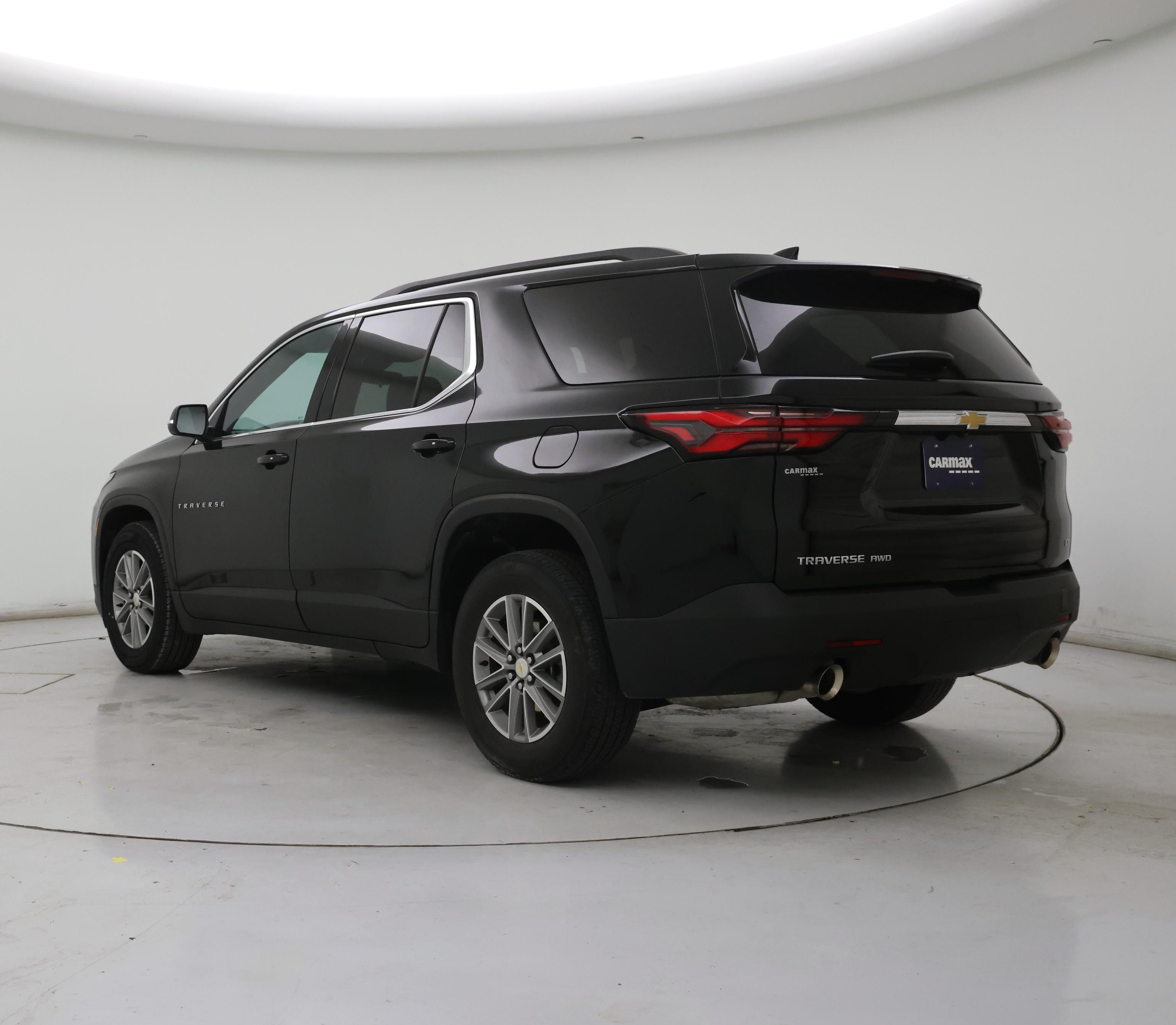 Thumbnail: 2023 Chevrolet Traverse - 2