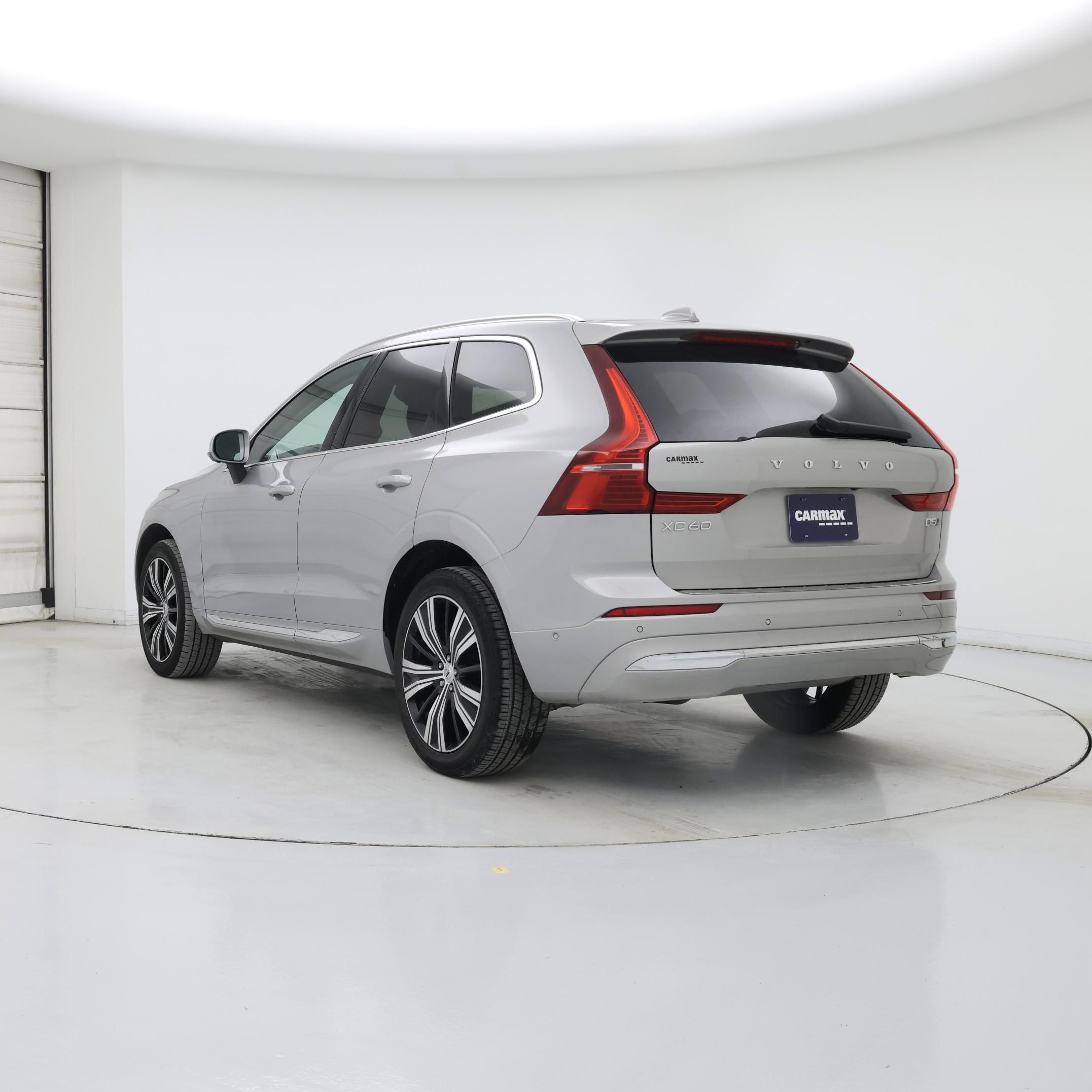 Thumbnail: 2023 Volvo XC60 - 2