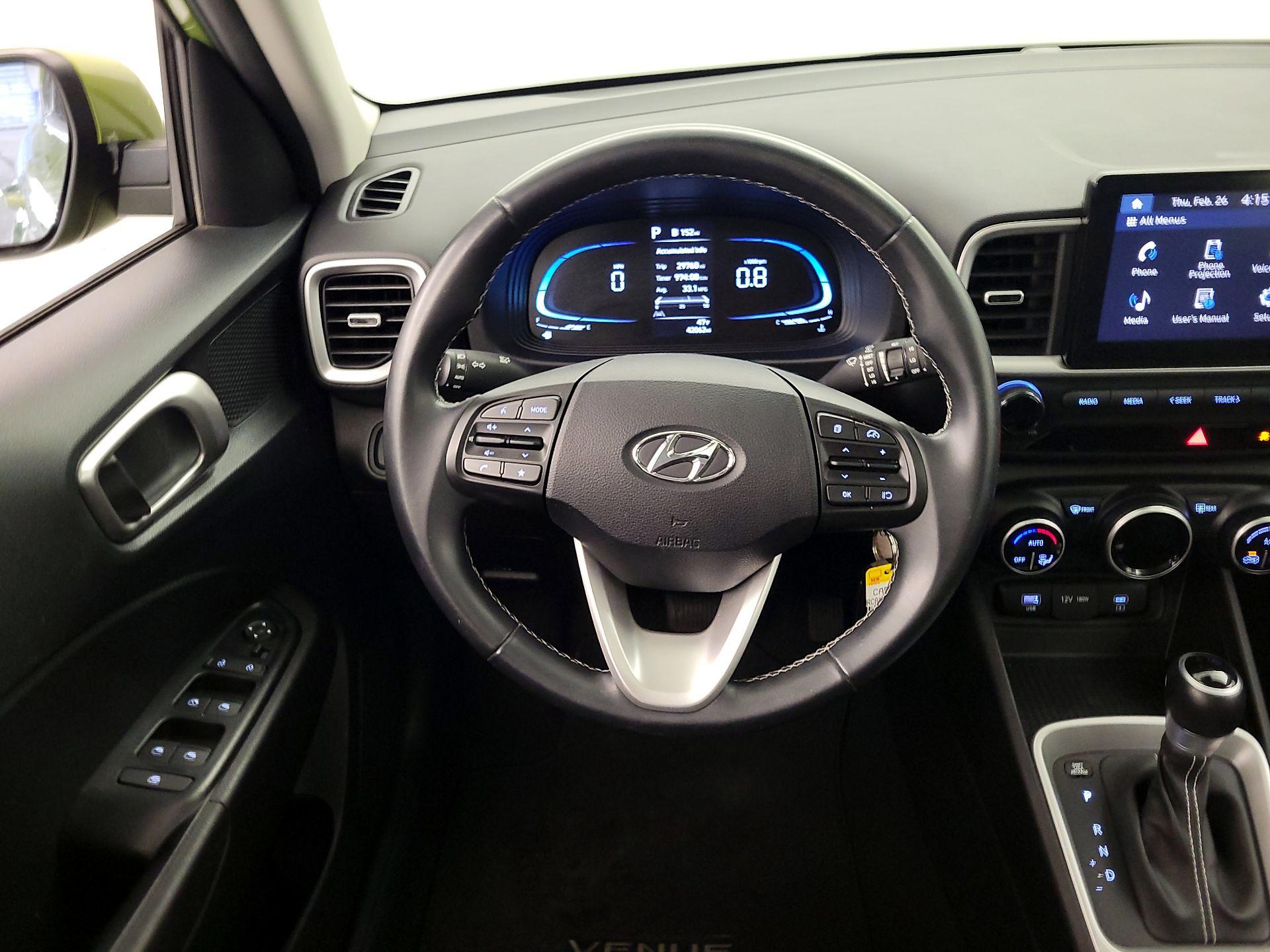 Thumbnail: 2023 Hyundai Venue - 10