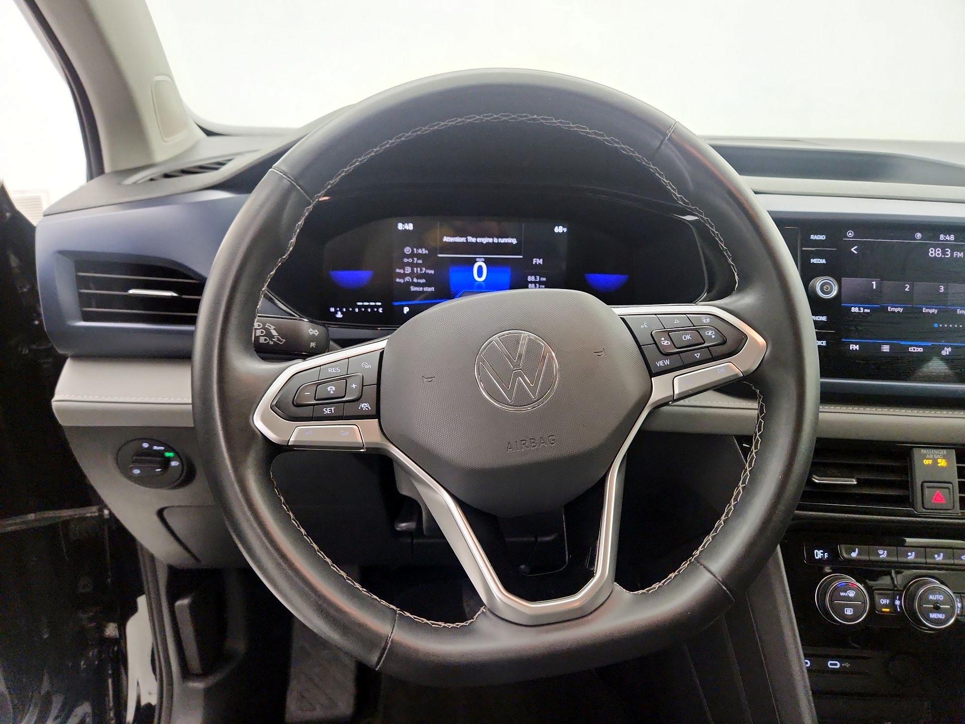 Thumbnail: 2024 Volkswagen Taos - 10