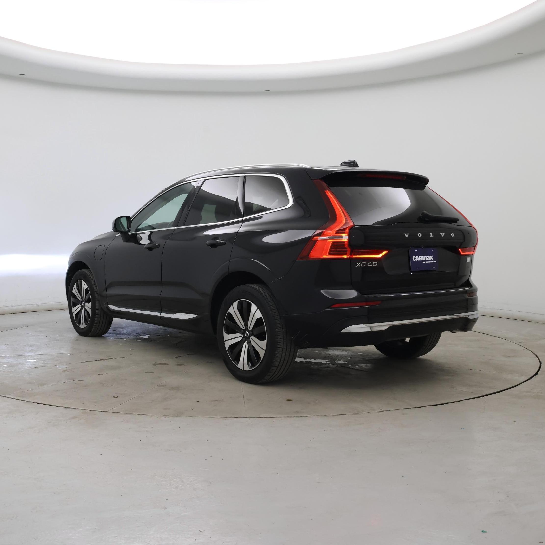 Thumbnail: 2023 Volvo XC60 - 2