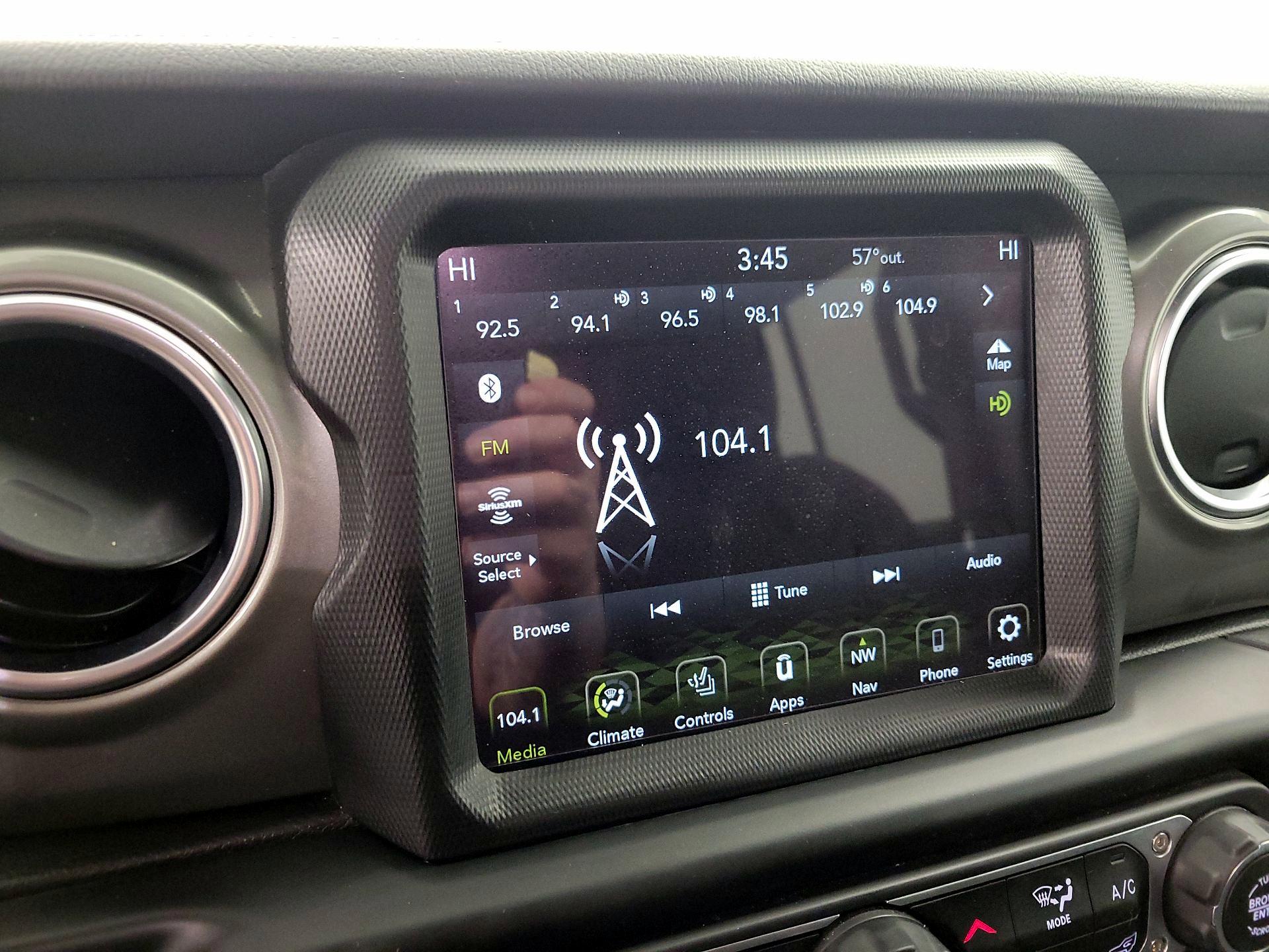 Thumbnail: 2021 Jeep Wrangler - 16