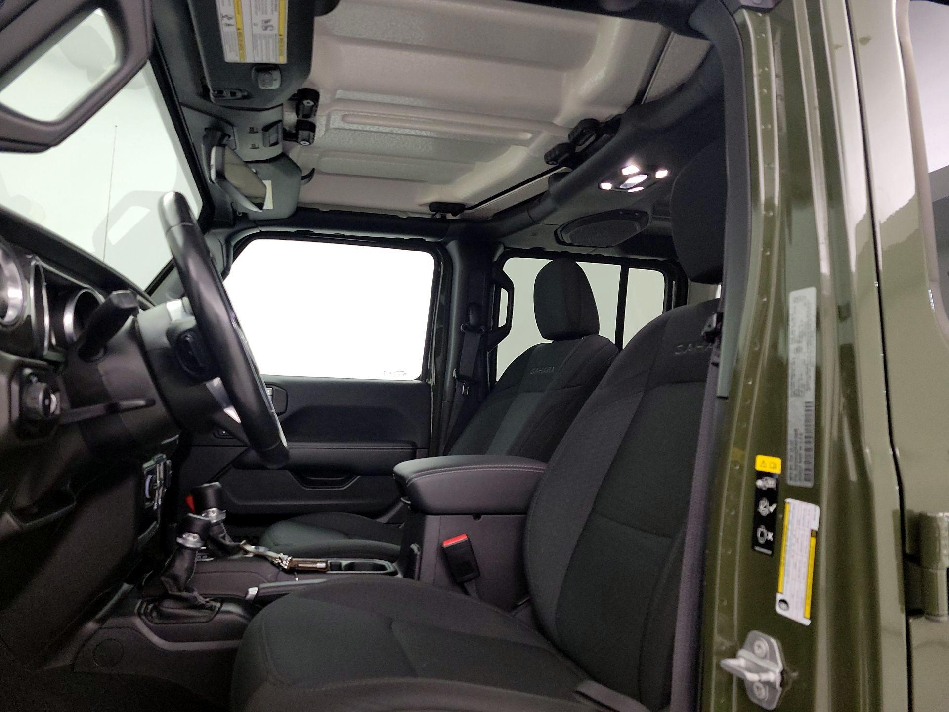 Thumbnail: 2021 Jeep Wrangler - 20