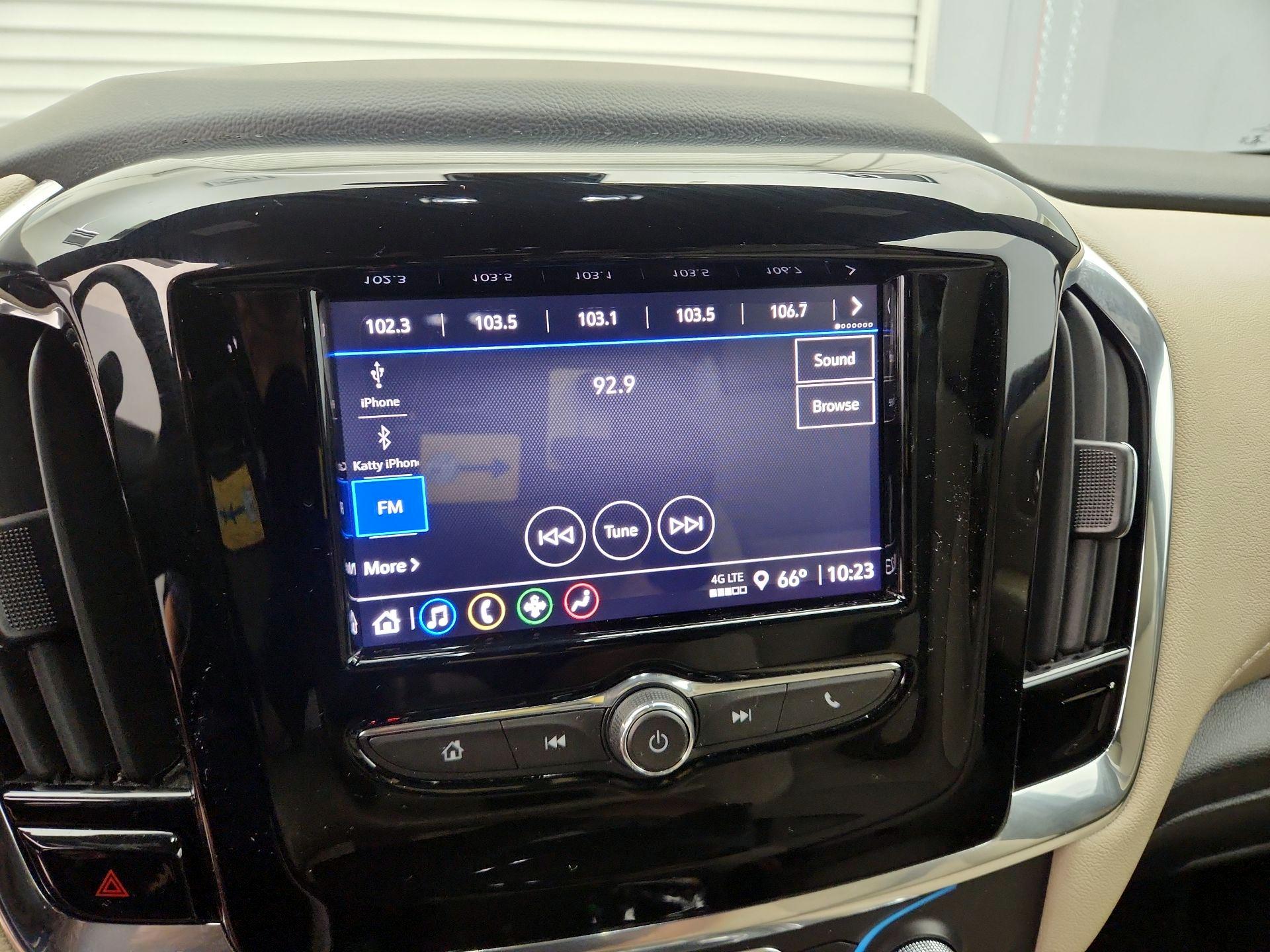 Thumbnail: 2023 Chevrolet Traverse - 15