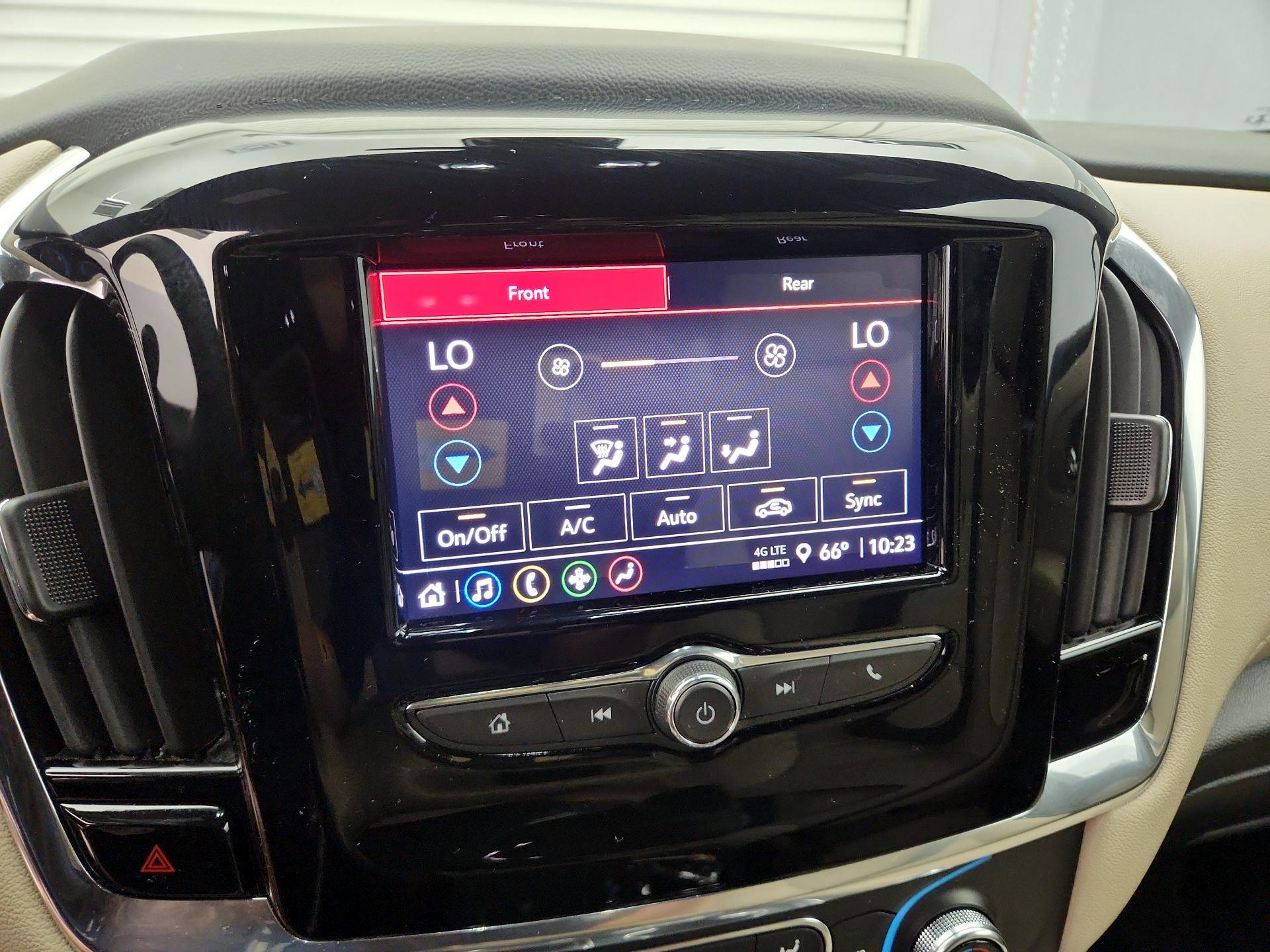 Thumbnail: 2023 Chevrolet Traverse - 16