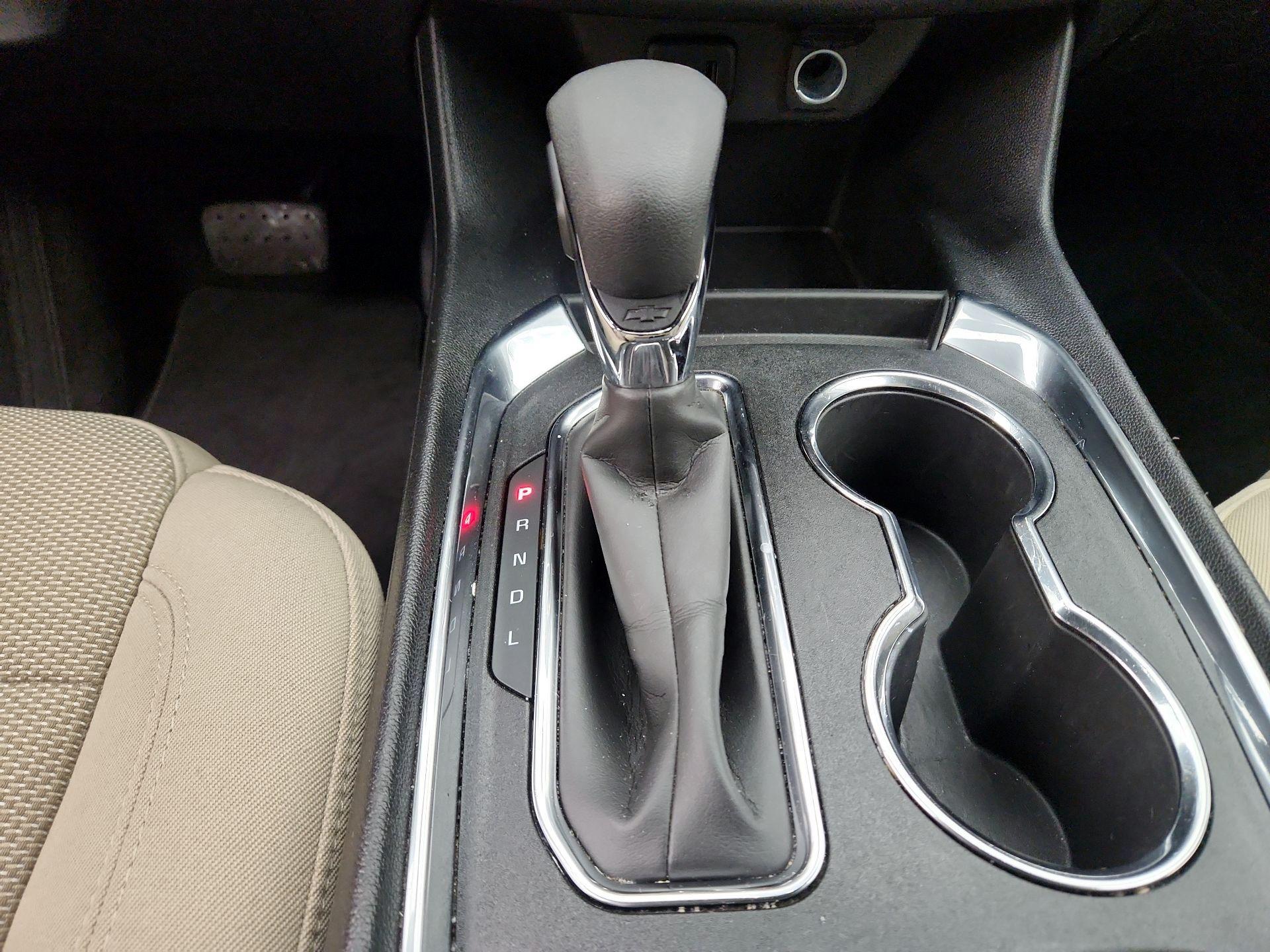 Thumbnail: 2023 Chevrolet Traverse - 17