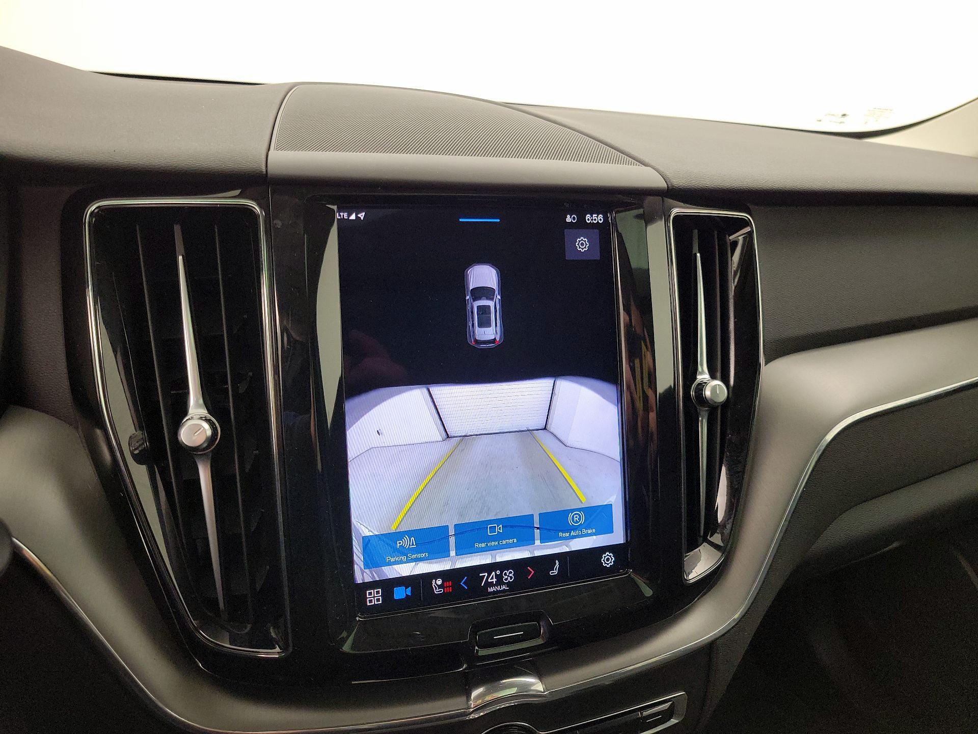 Thumbnail: 2024 Volvo XC60 - 15