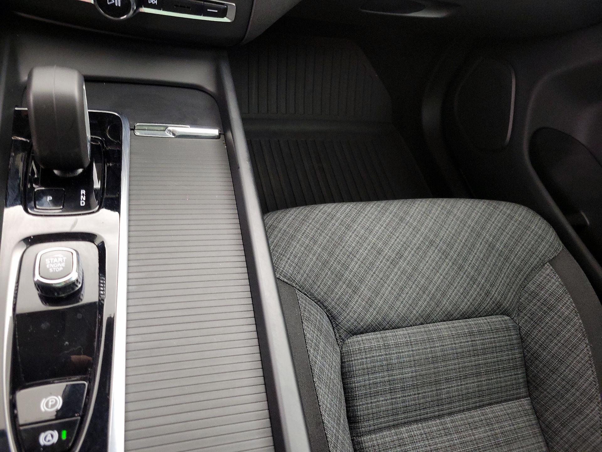 Thumbnail: 2024 Volvo XC60 - 18