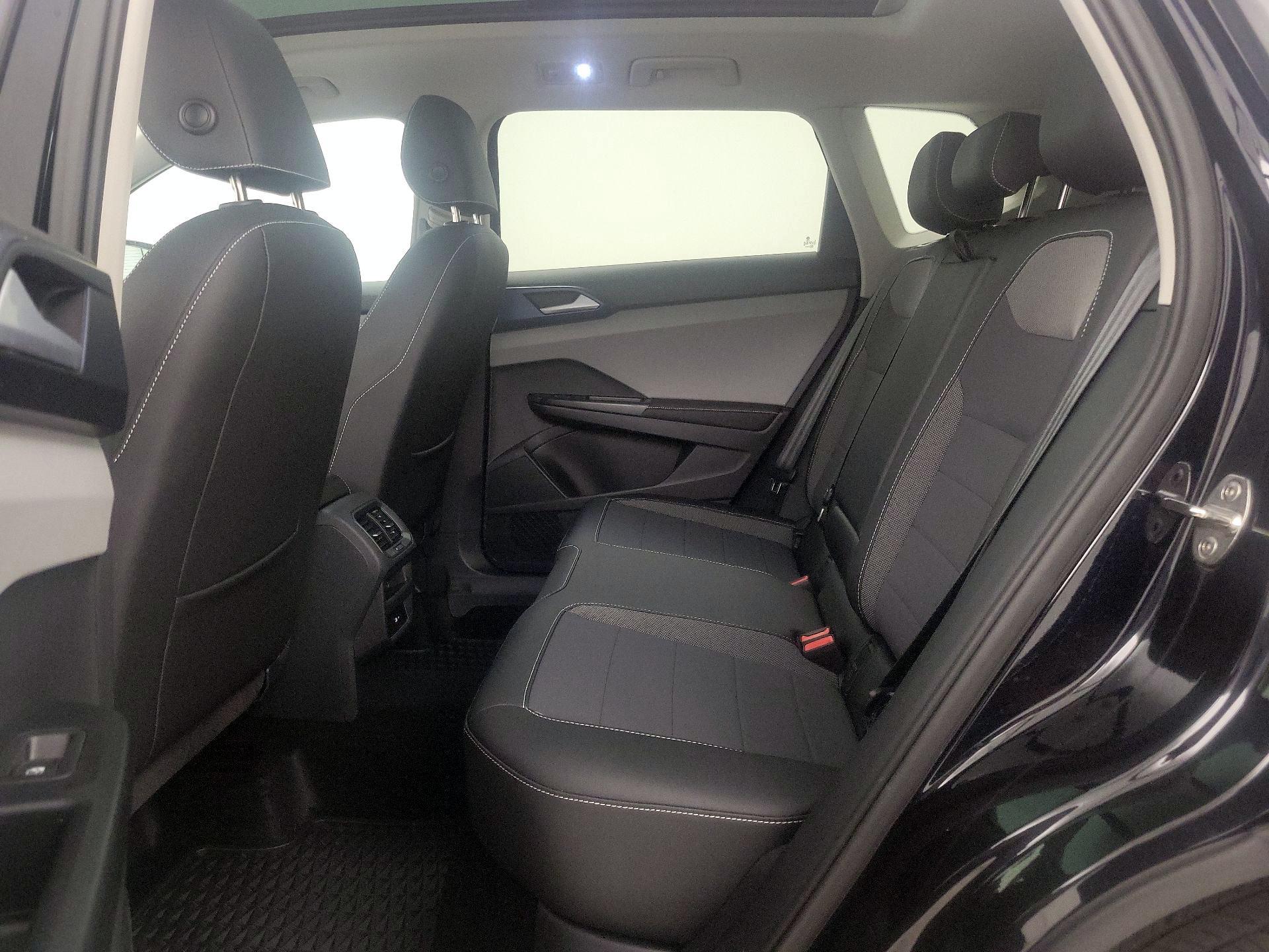 Thumbnail: 2024 Volkswagen Taos - 20