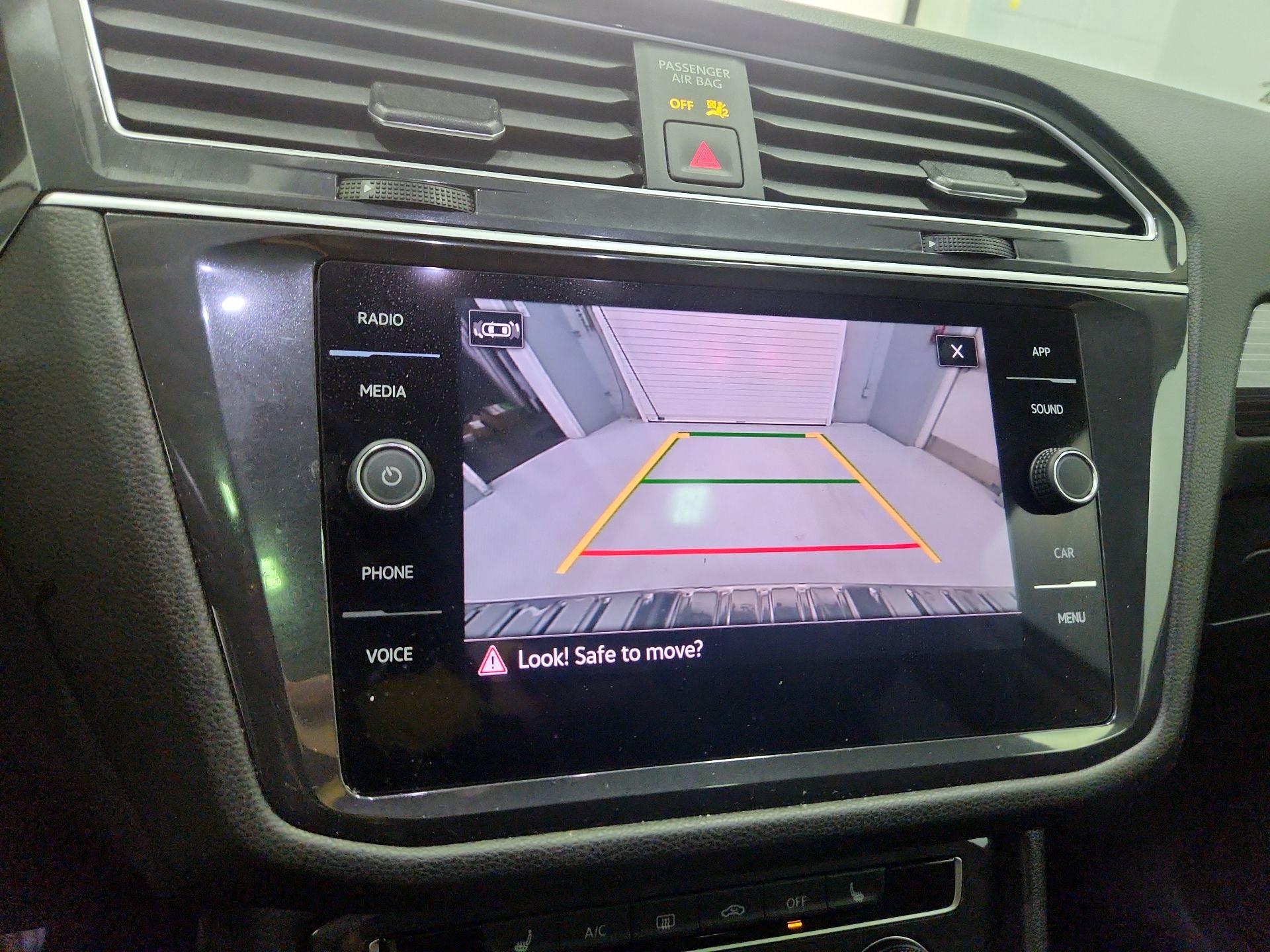 Thumbnail: 2024 Volkswagen Tiguan - 14