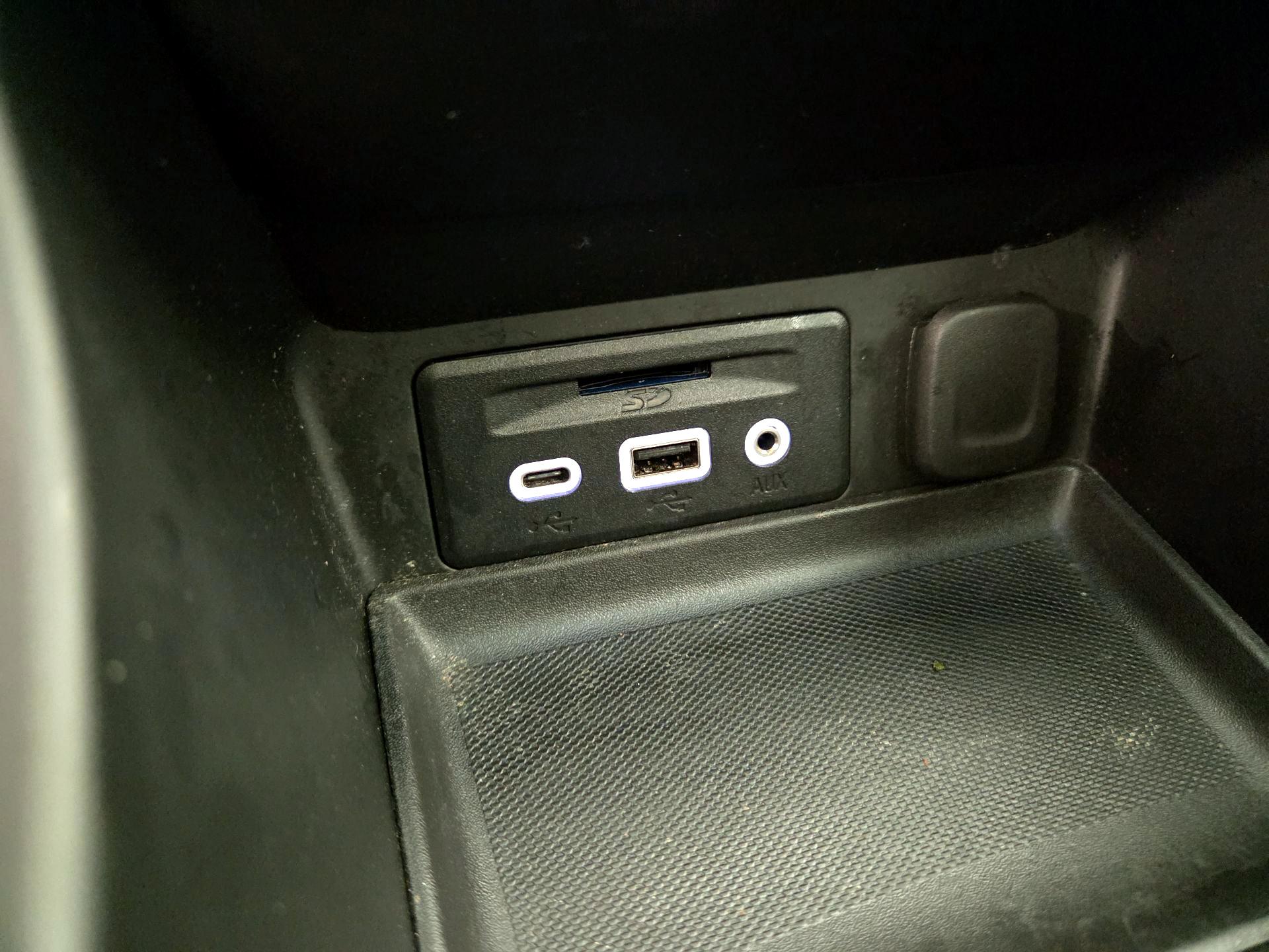 Thumbnail: 2022 GMC Terrain - 17