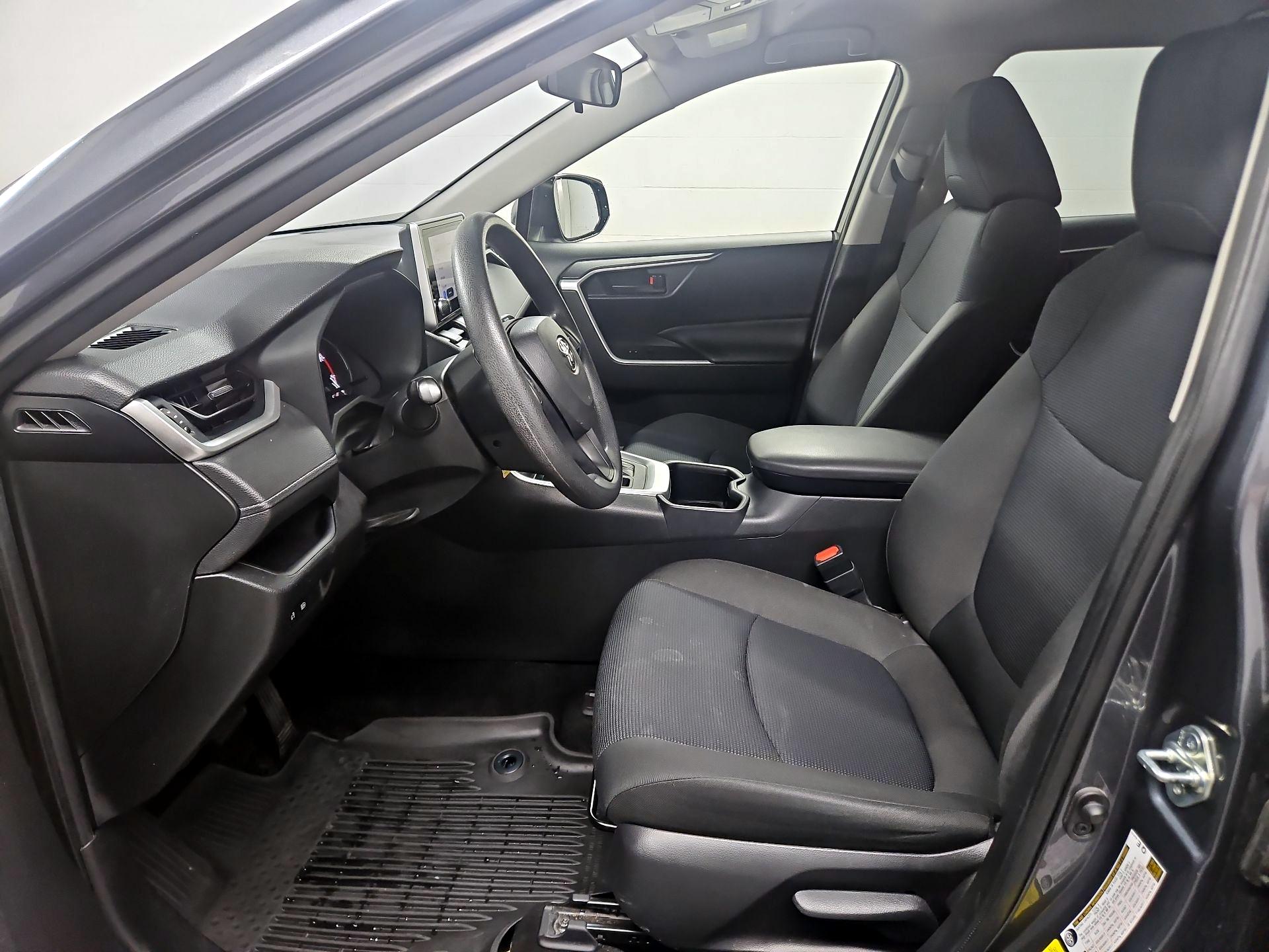 Thumbnail: 2023 Toyota RAV4 - 11