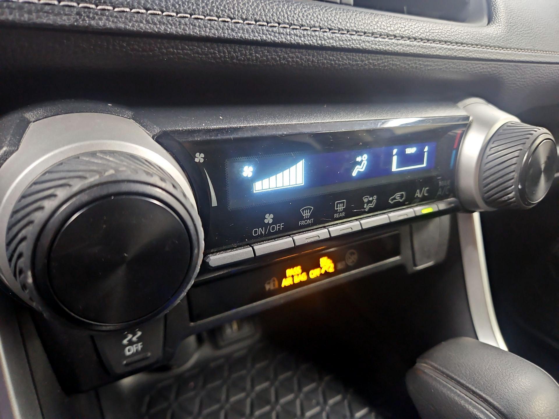 Thumbnail: 2023 Toyota RAV4 - 16