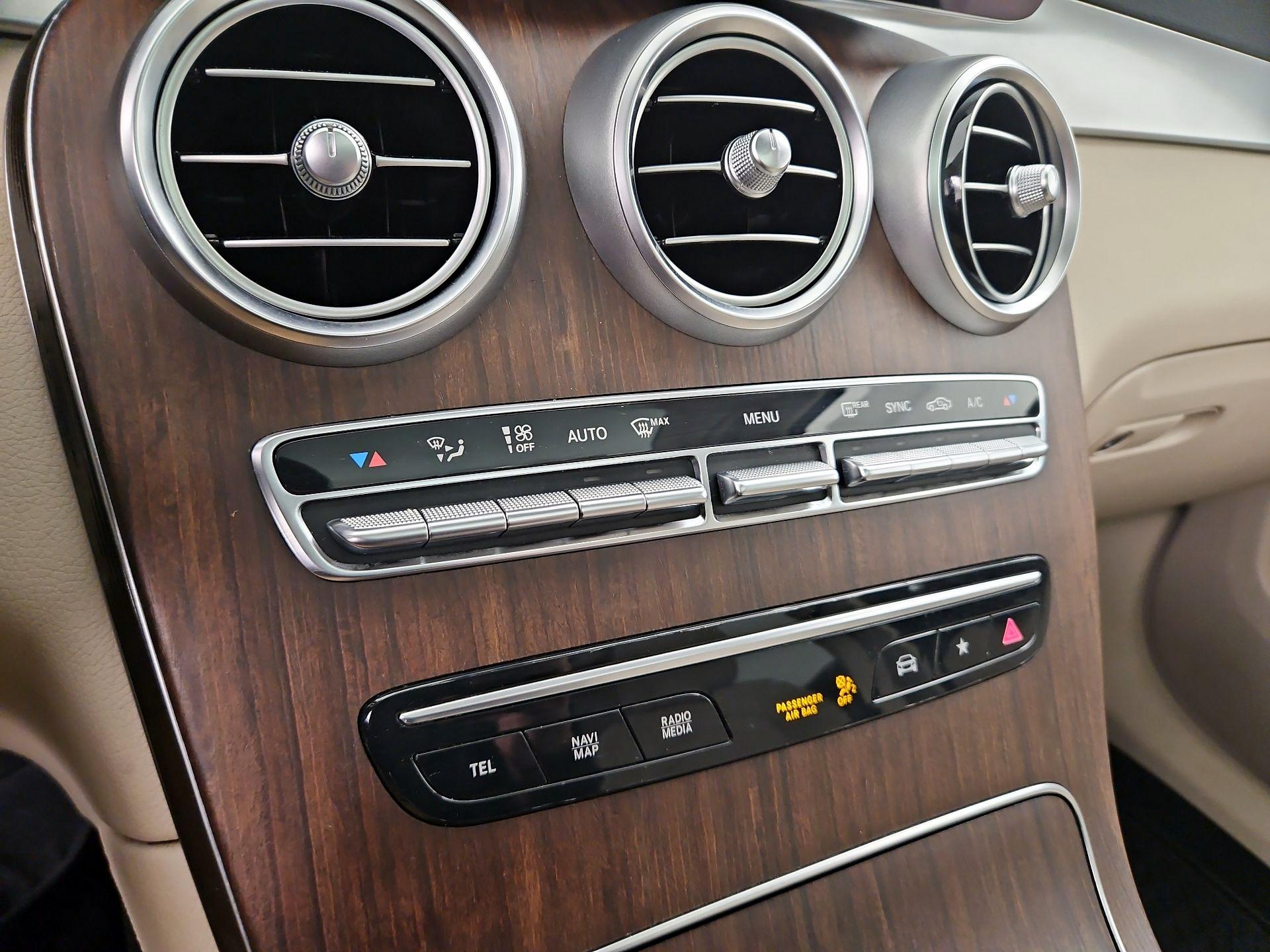 Thumbnail: 2021 Mercedes-Benz GLC - 16