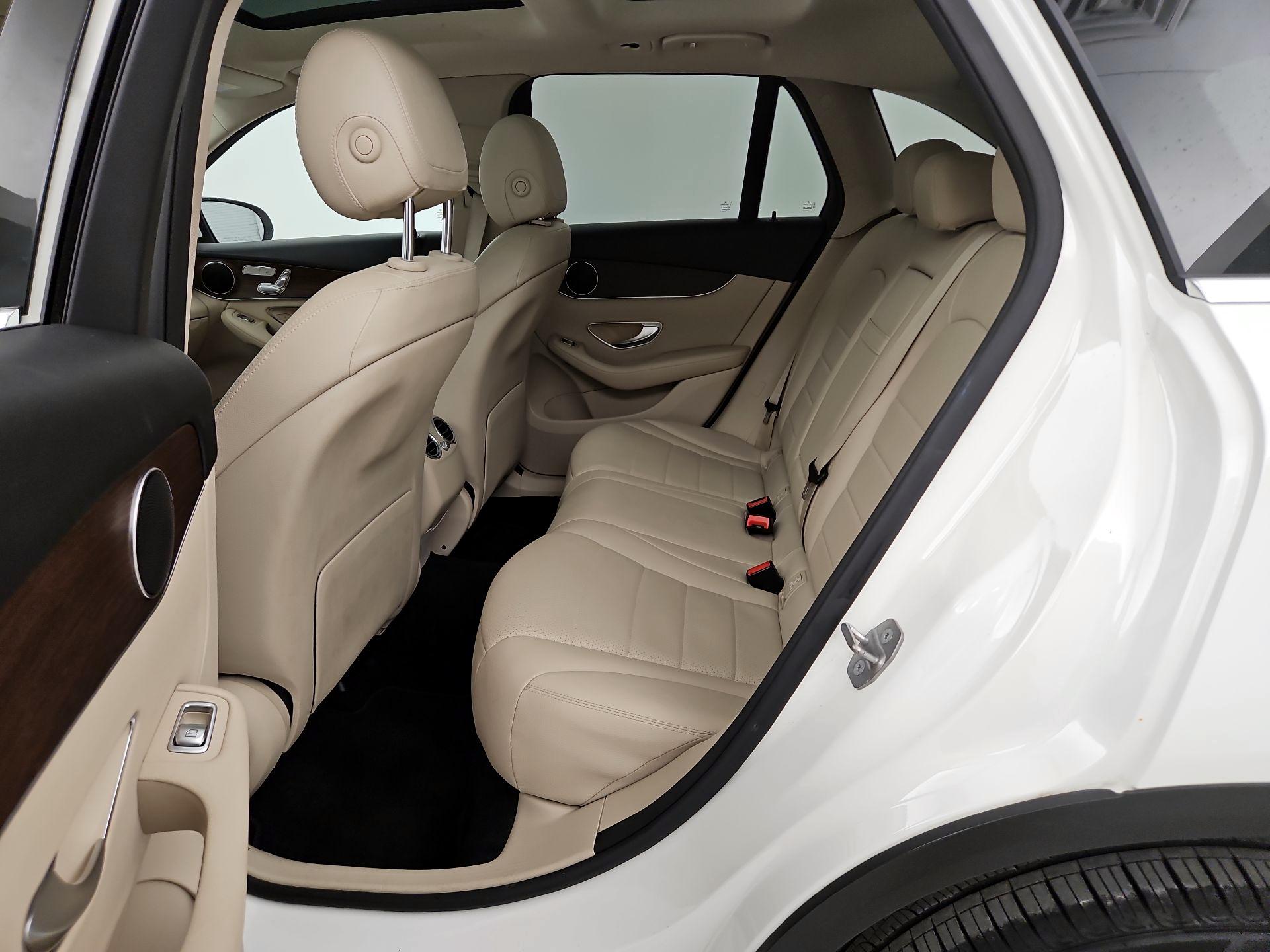 Thumbnail: 2021 Mercedes-Benz GLC - 20