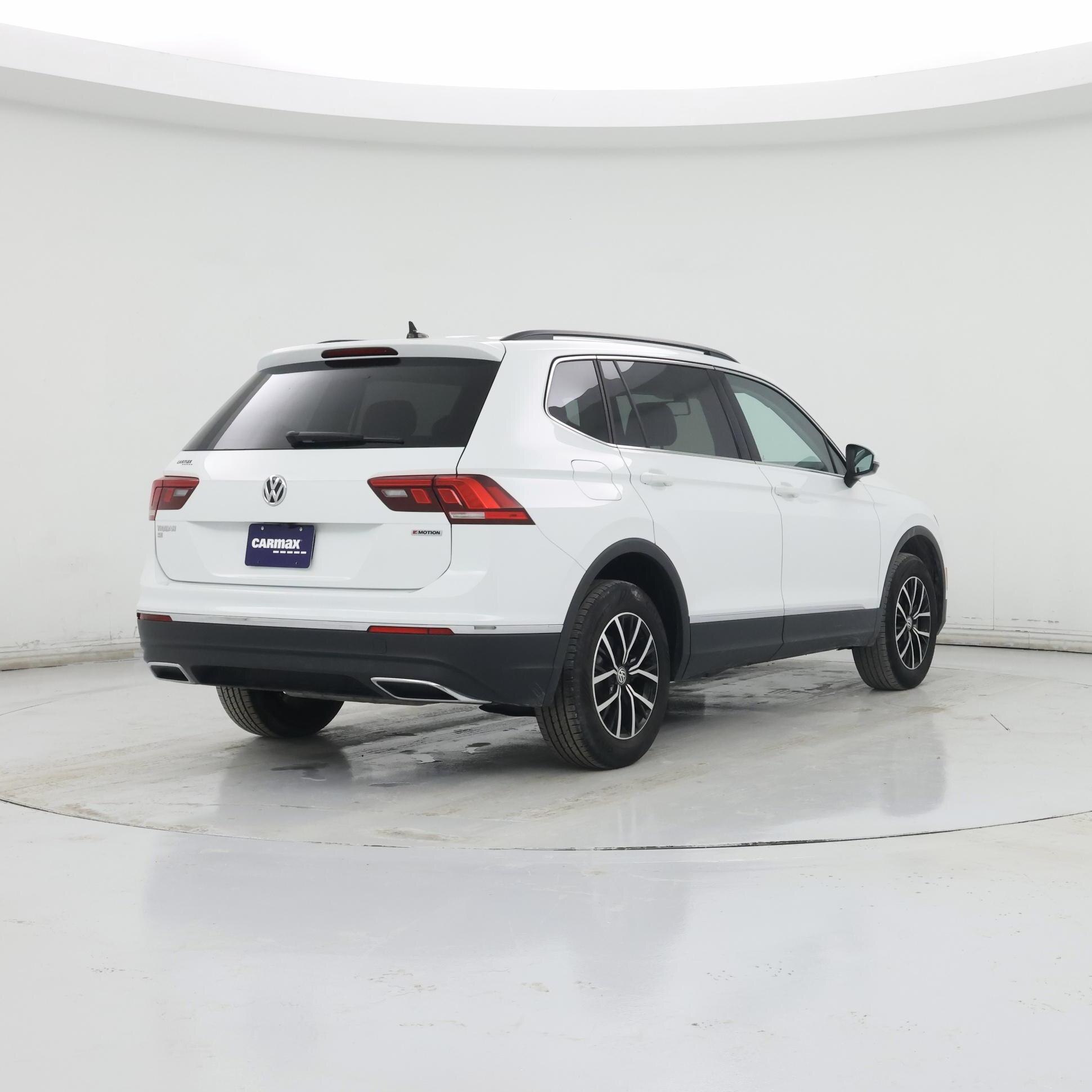 Thumbnail: 2021 Volkswagen Tiguan - 8