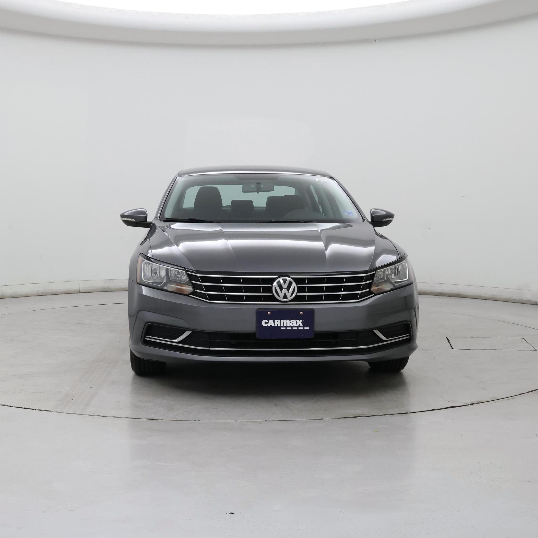 Thumbnail: 2016 Volkswagen Passat - 5