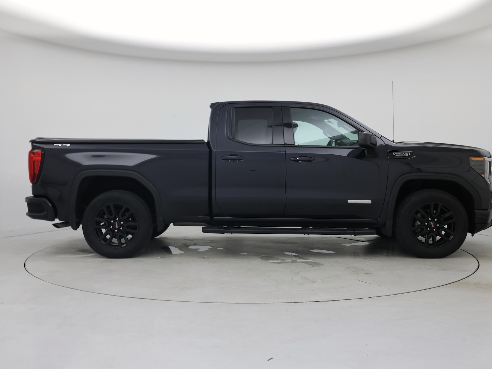 2022 GMC Sierra 1500 Elevation - Photo 8