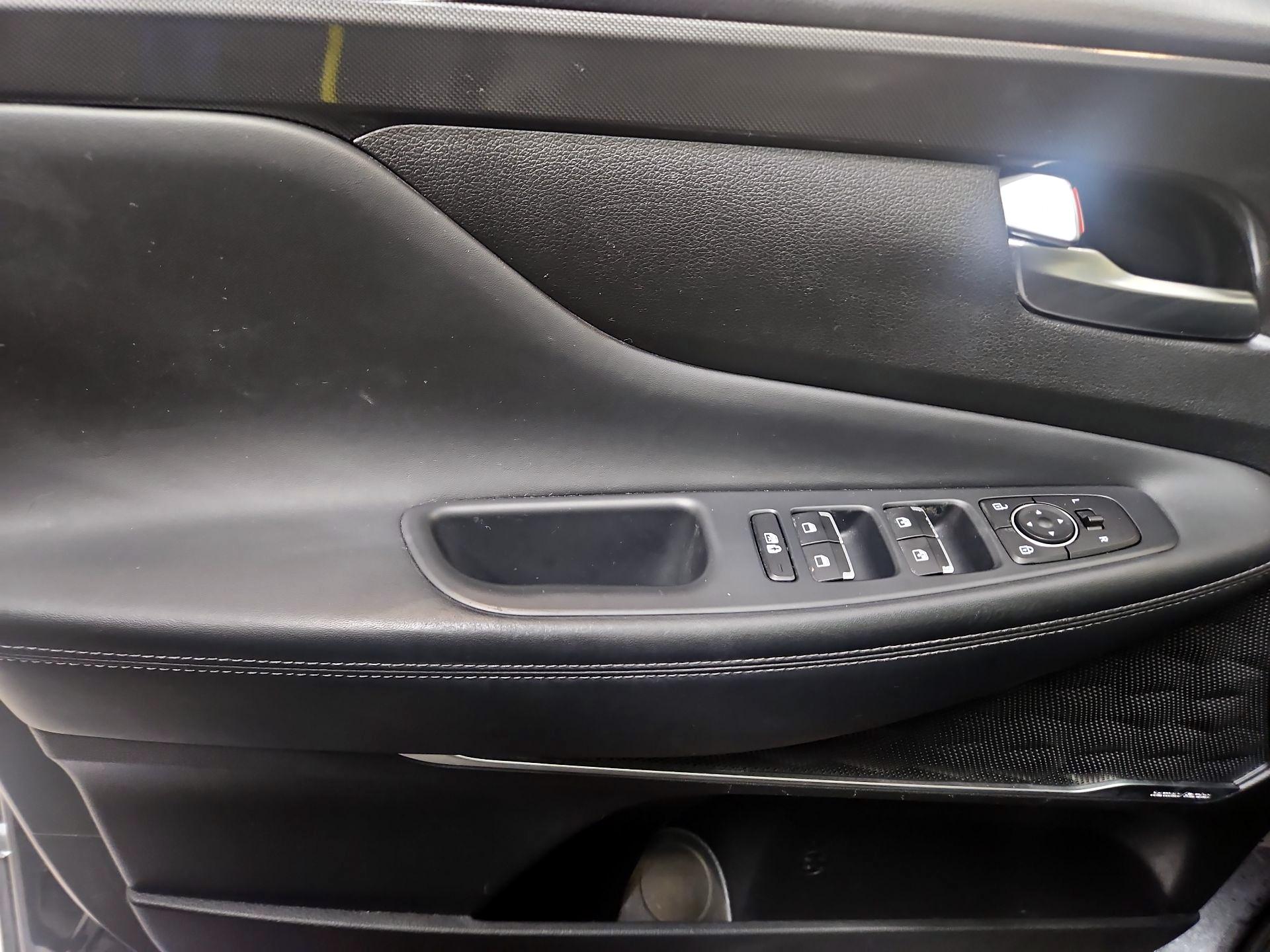 Thumbnail: 2021 Hyundai Santa Fe - 12