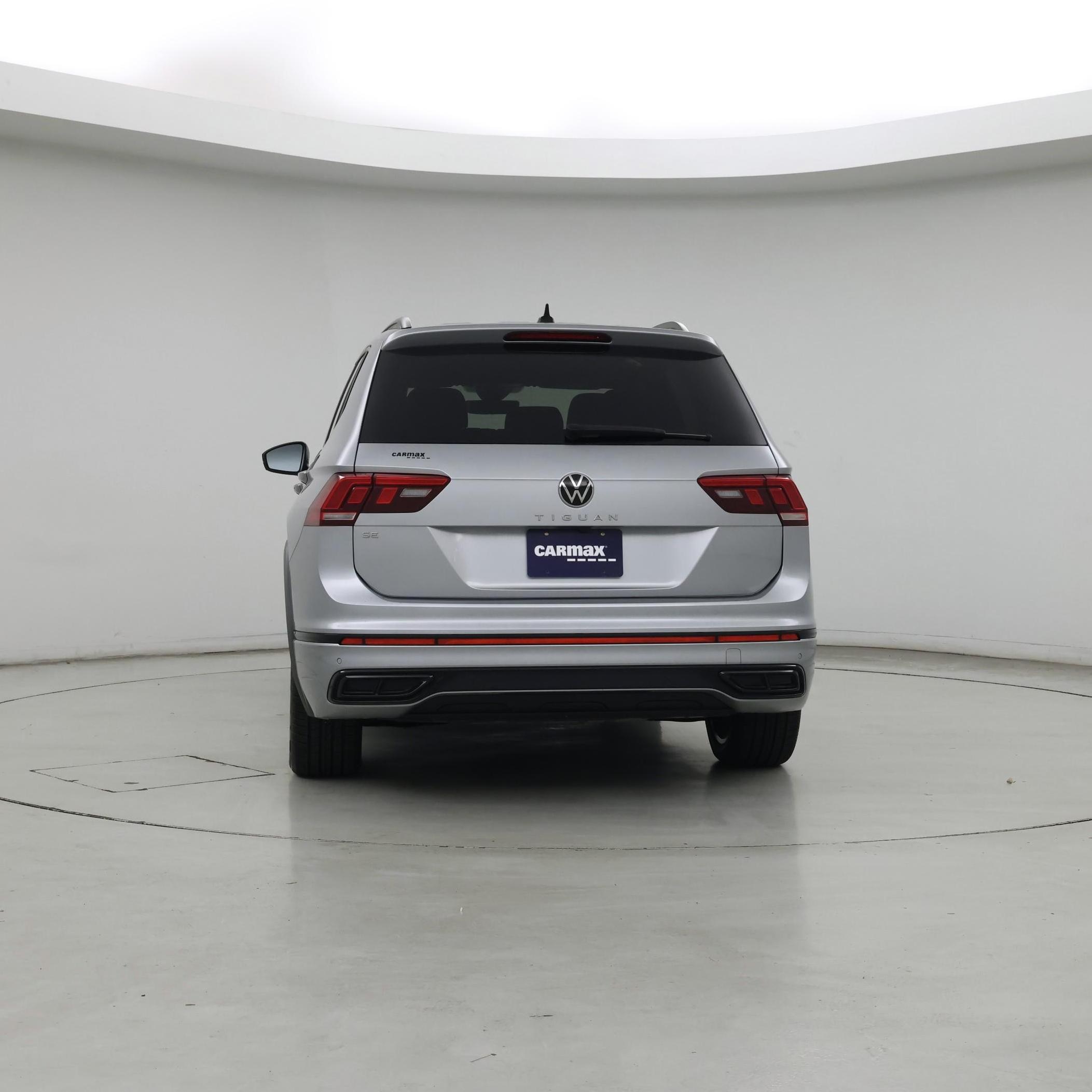 Thumbnail: 2023 Volkswagen Tiguan - 6