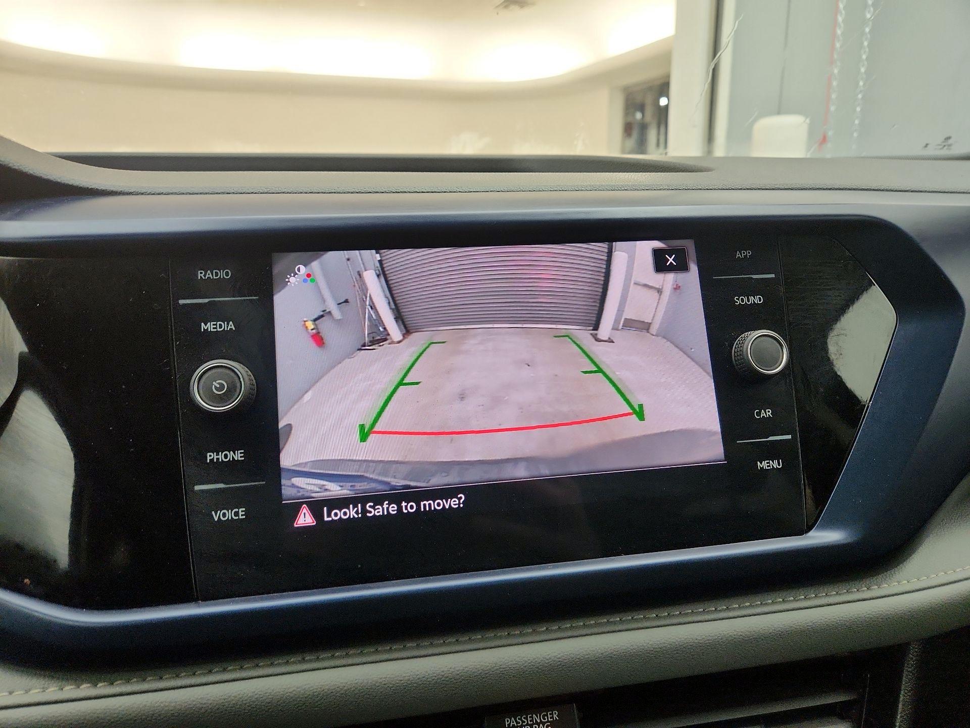 Thumbnail: 2024 Volkswagen Taos - 14