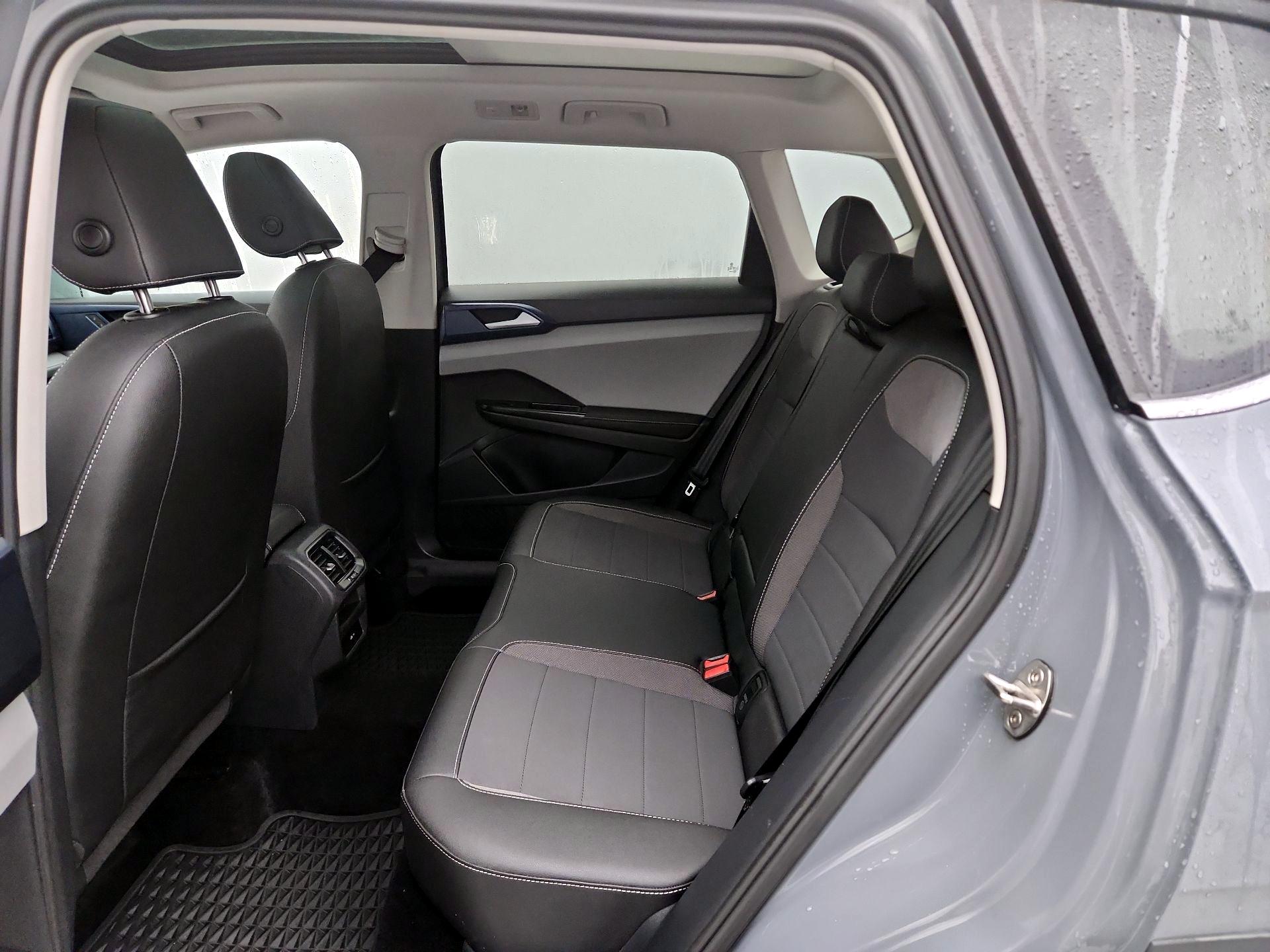 Thumbnail: 2024 Volkswagen Taos - 20