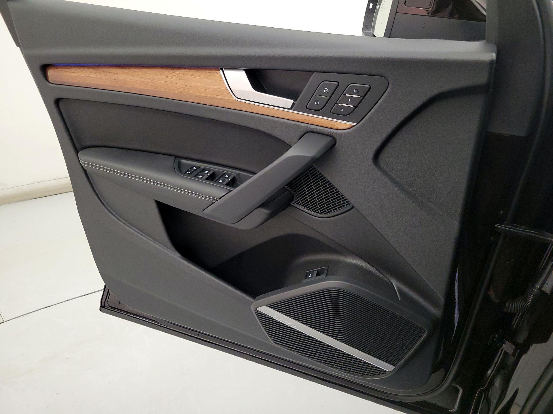 Thumbnail: 2022 Audi Q5 - 12