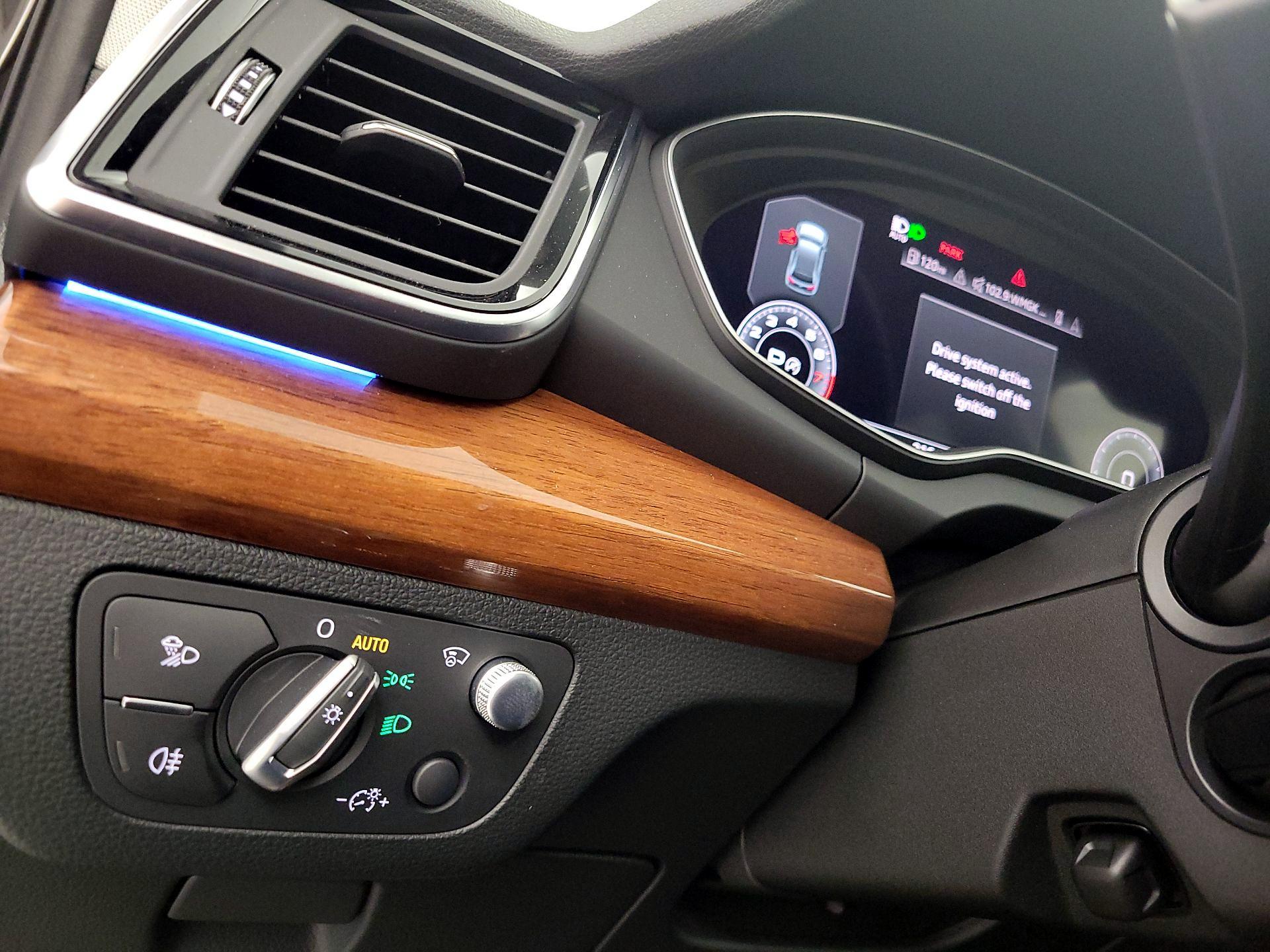 Thumbnail: 2022 Audi Q5 - 13