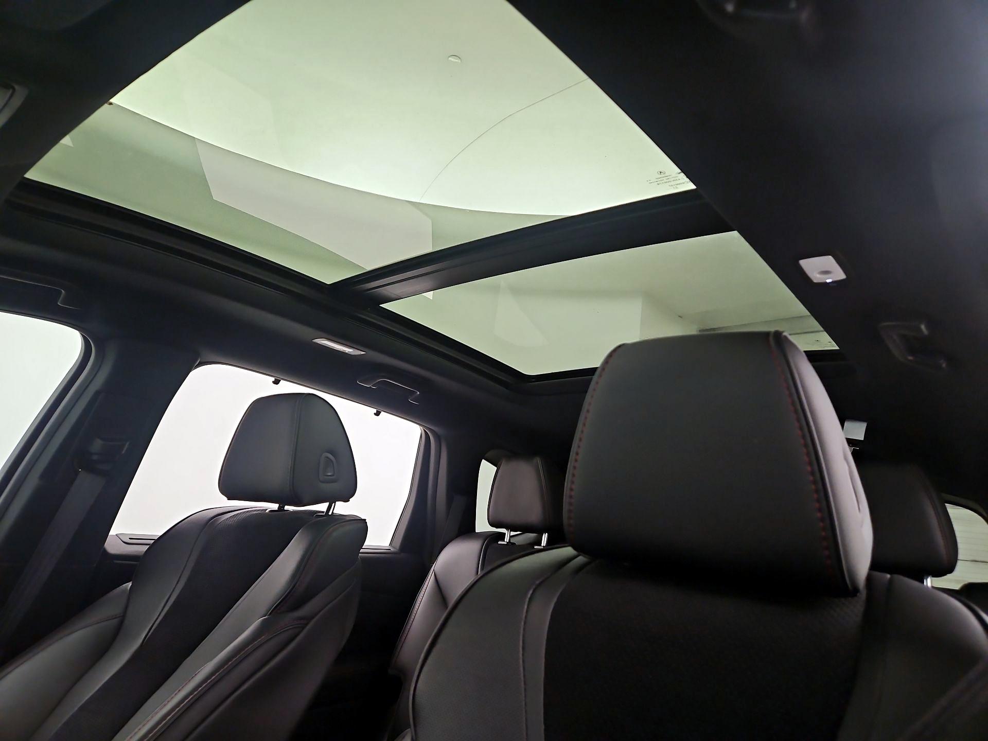 Thumbnail: 2022 Acura MDX - 20